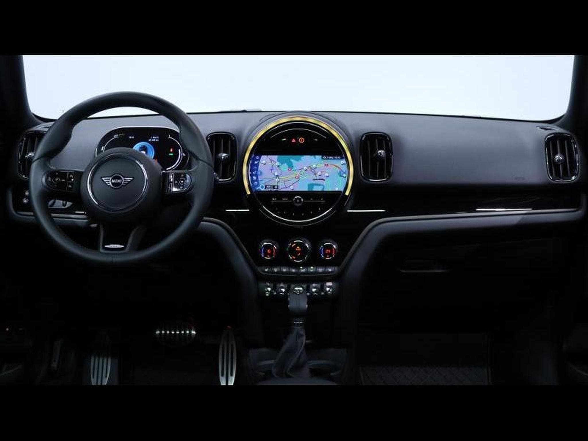 MINI Countryman 1.5 Cooper SE Steptronic (2023) - Photo 15