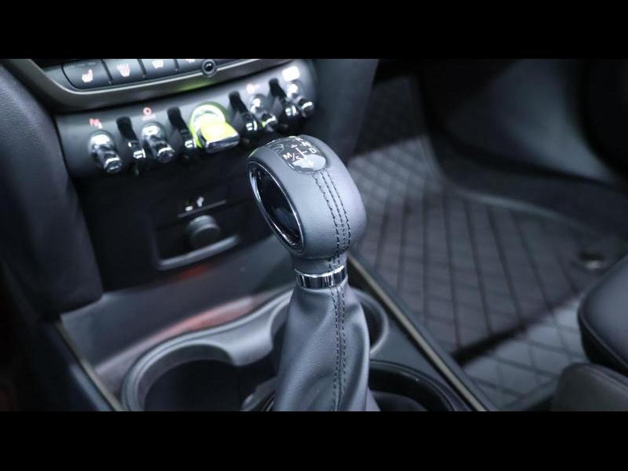 MINI Countryman 1.5 Cooper SE Steptronic (2023) - Photo 20