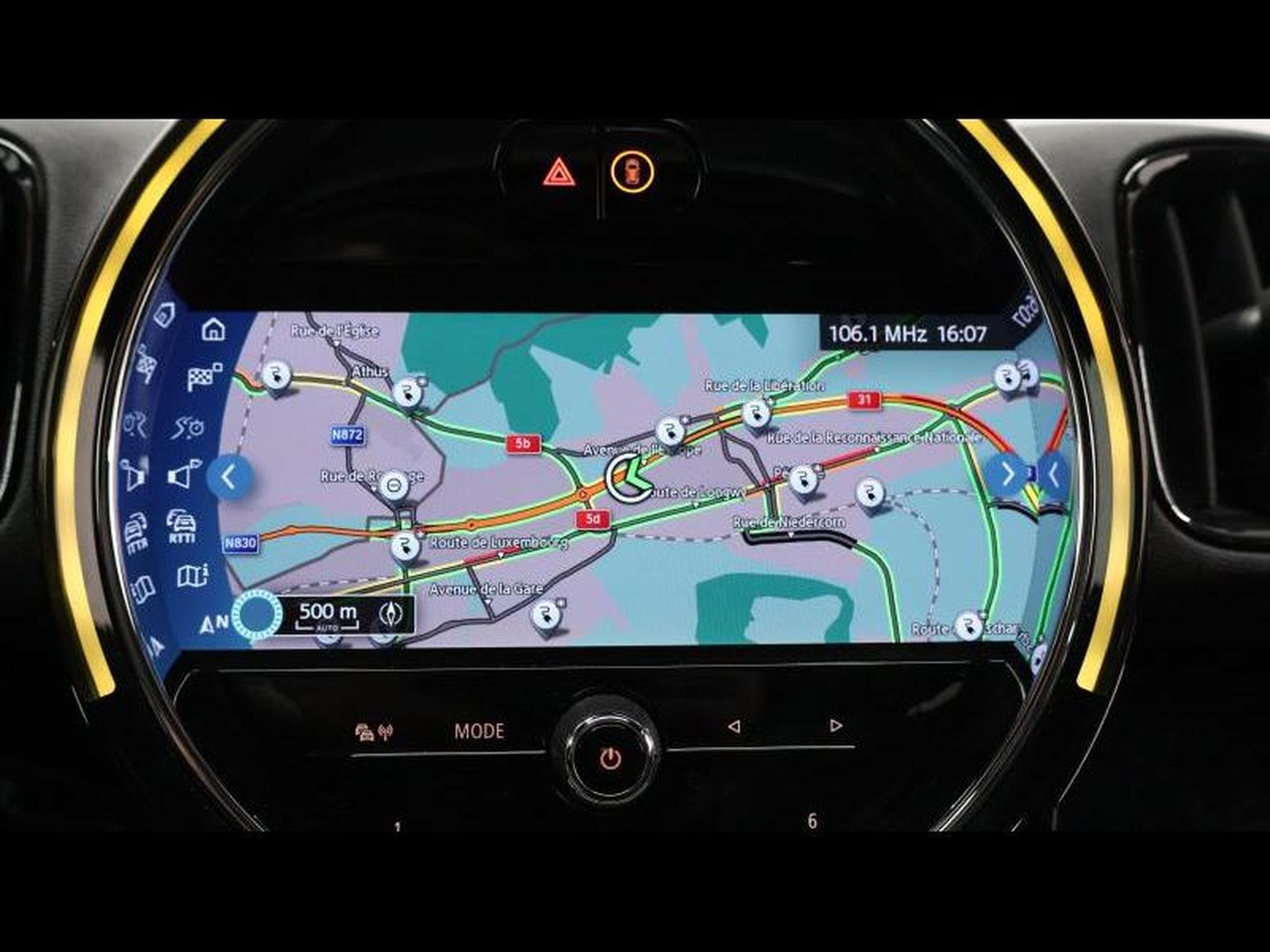 MINI Countryman 1.5 Cooper SE Steptronic (2023) - Photo 23