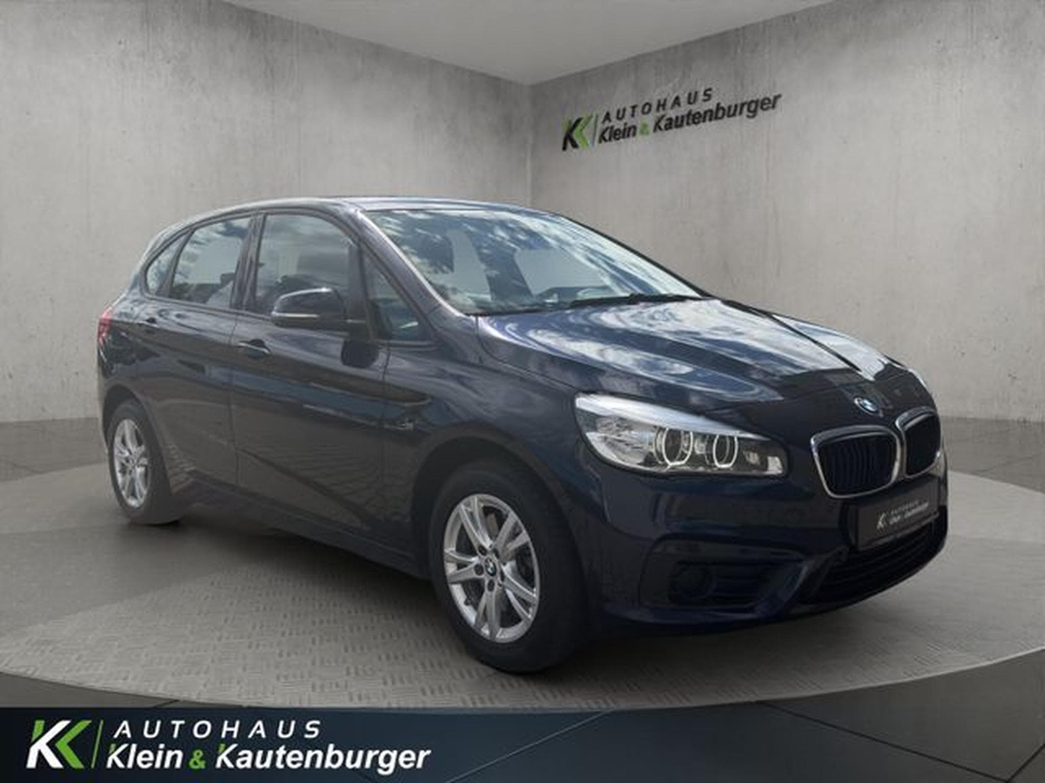 BMW 220 2er - 220i Active Tourer+LED+NAVI+LEDER+KAMERA (2017) - Photo 3