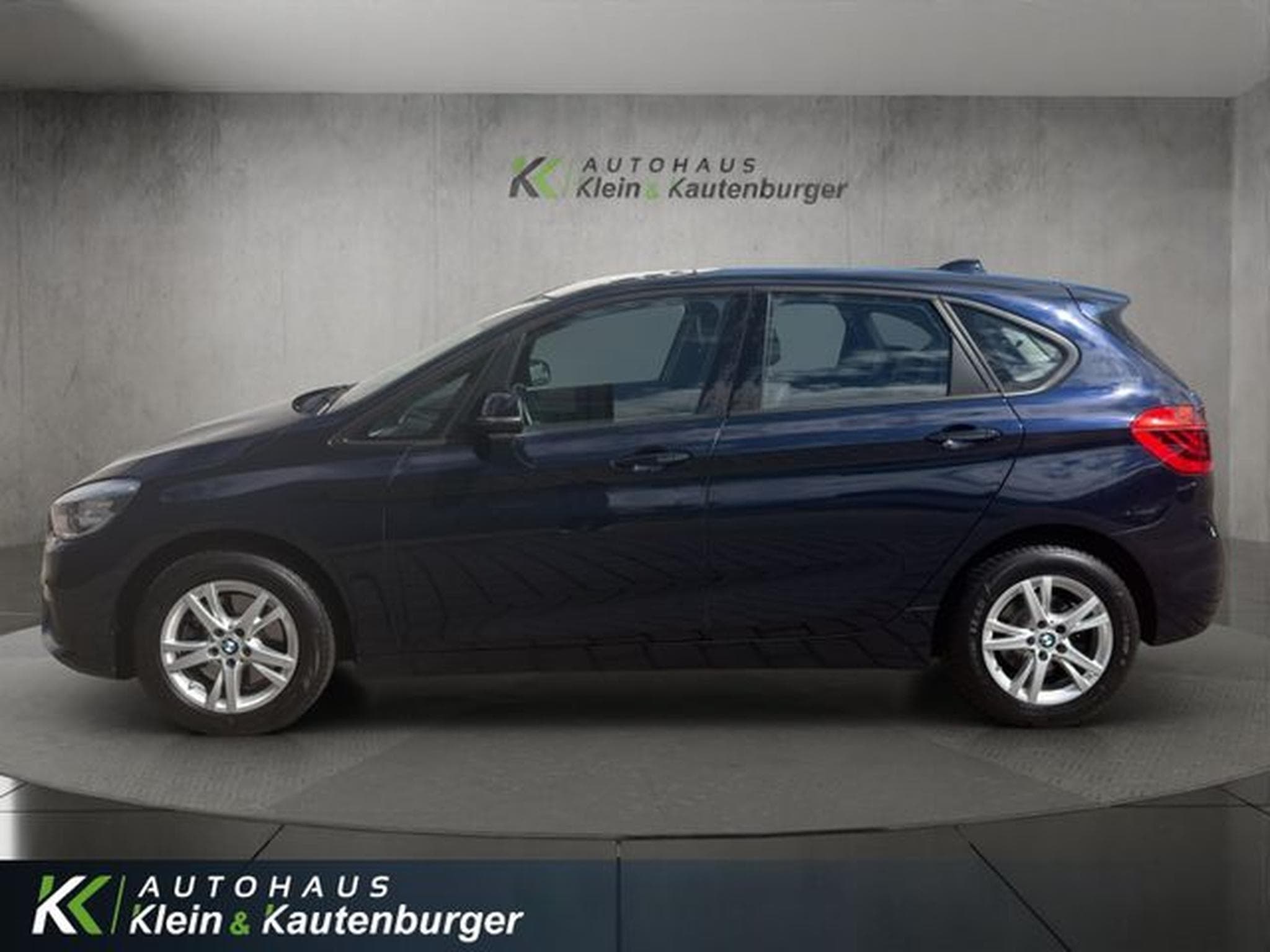 BMW 220 2er - 220i Active Tourer+LED+NAVI+LEDER+KAMERA (2017) - Photo 8