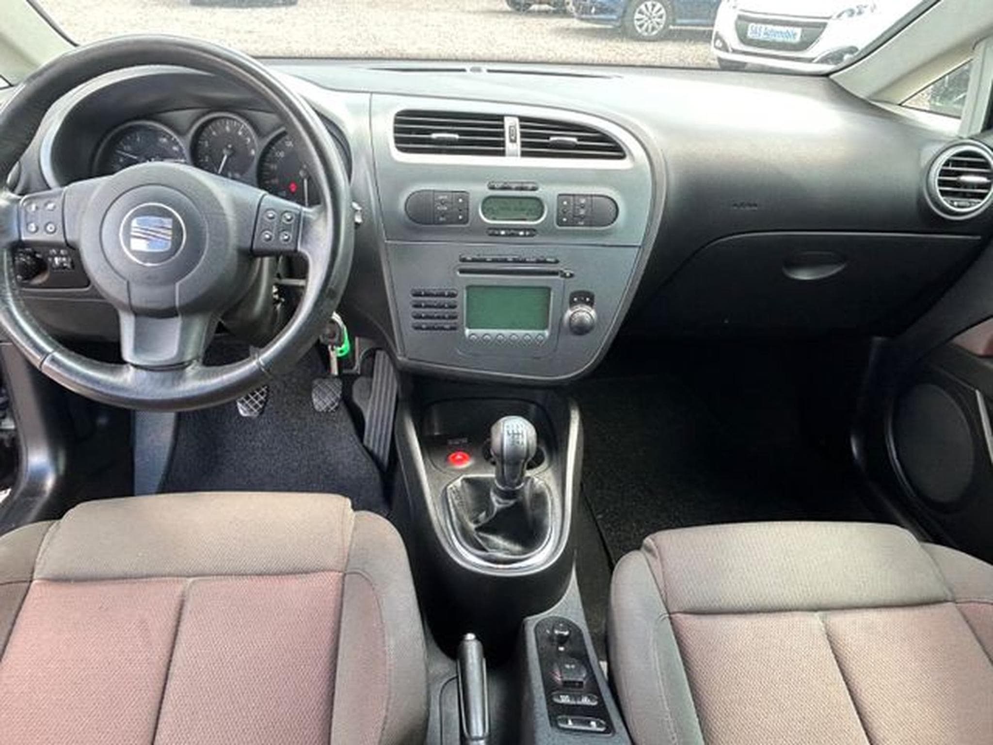 Seat Leon Leon Style 2.0 Sport * TÜV Neu*Zahnriemen Neu* (2005) - Photo 10