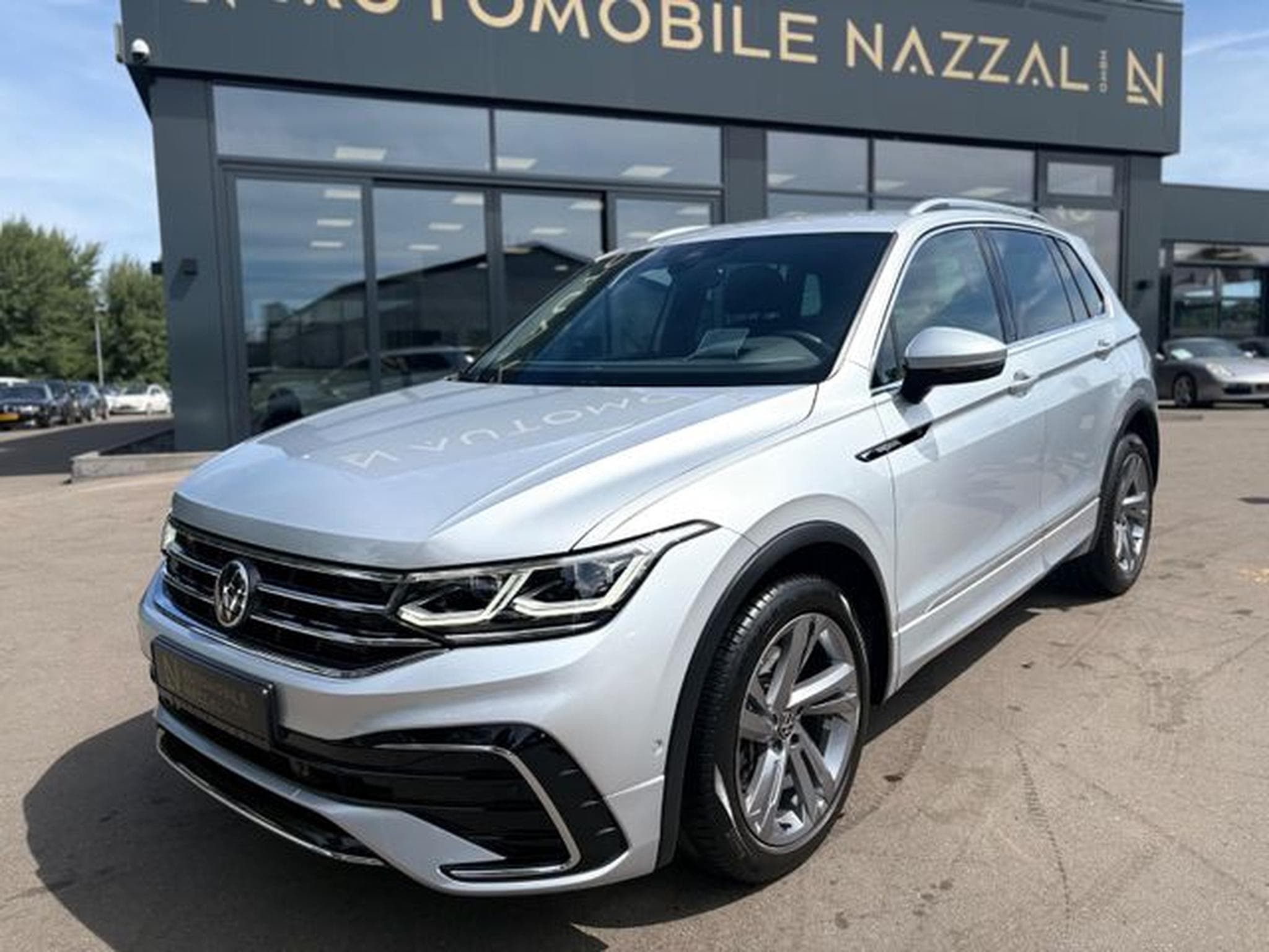 VW Tiguan TIGUAN R-LINE 4MOTION *AUT*LED*KAM*SHZ*LEDER* (2021) - Photo 2