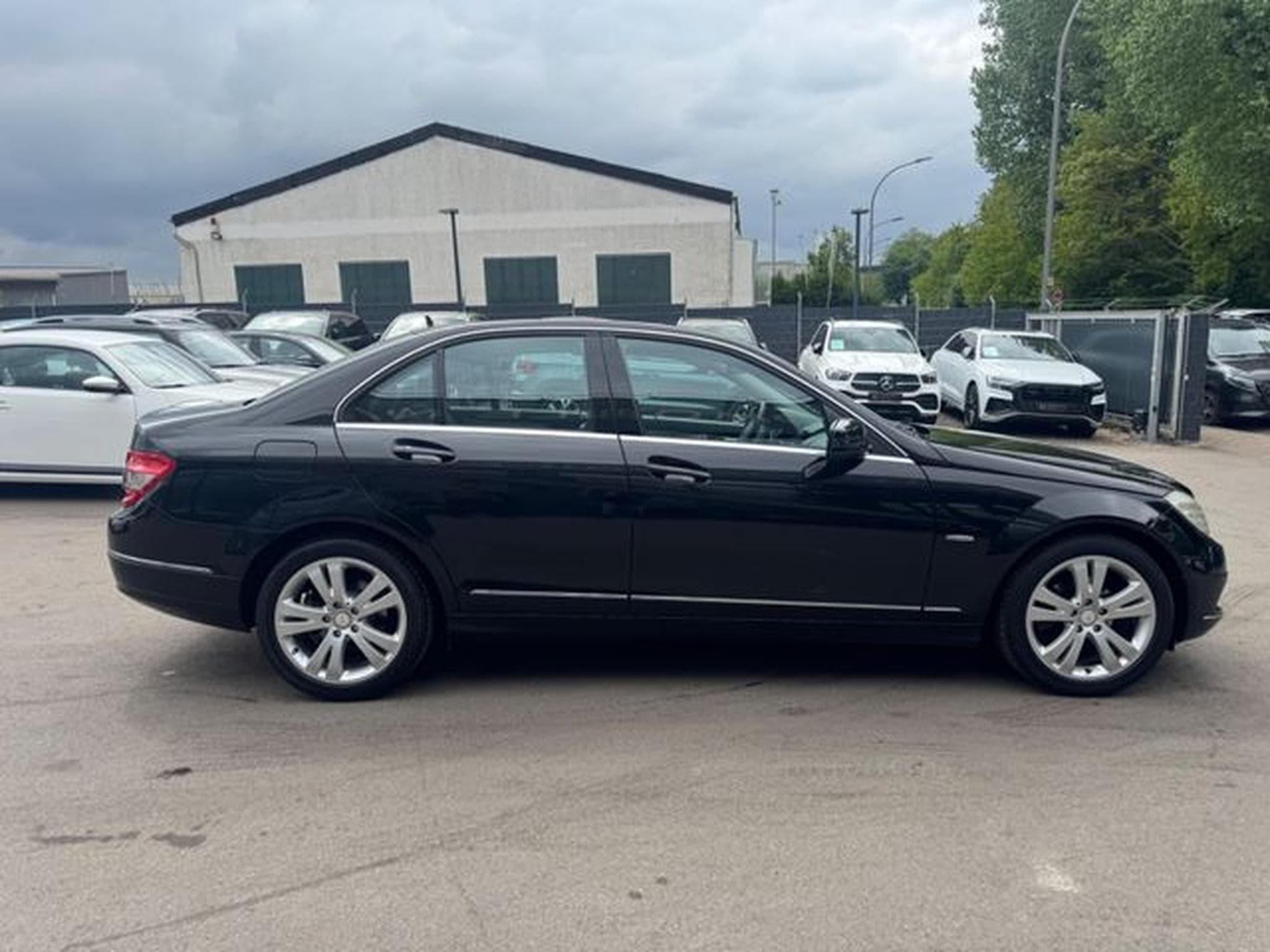 Mercedes C 180 C 180 LIMOUSINE AVANTDARDE* (2010) - Photo 13