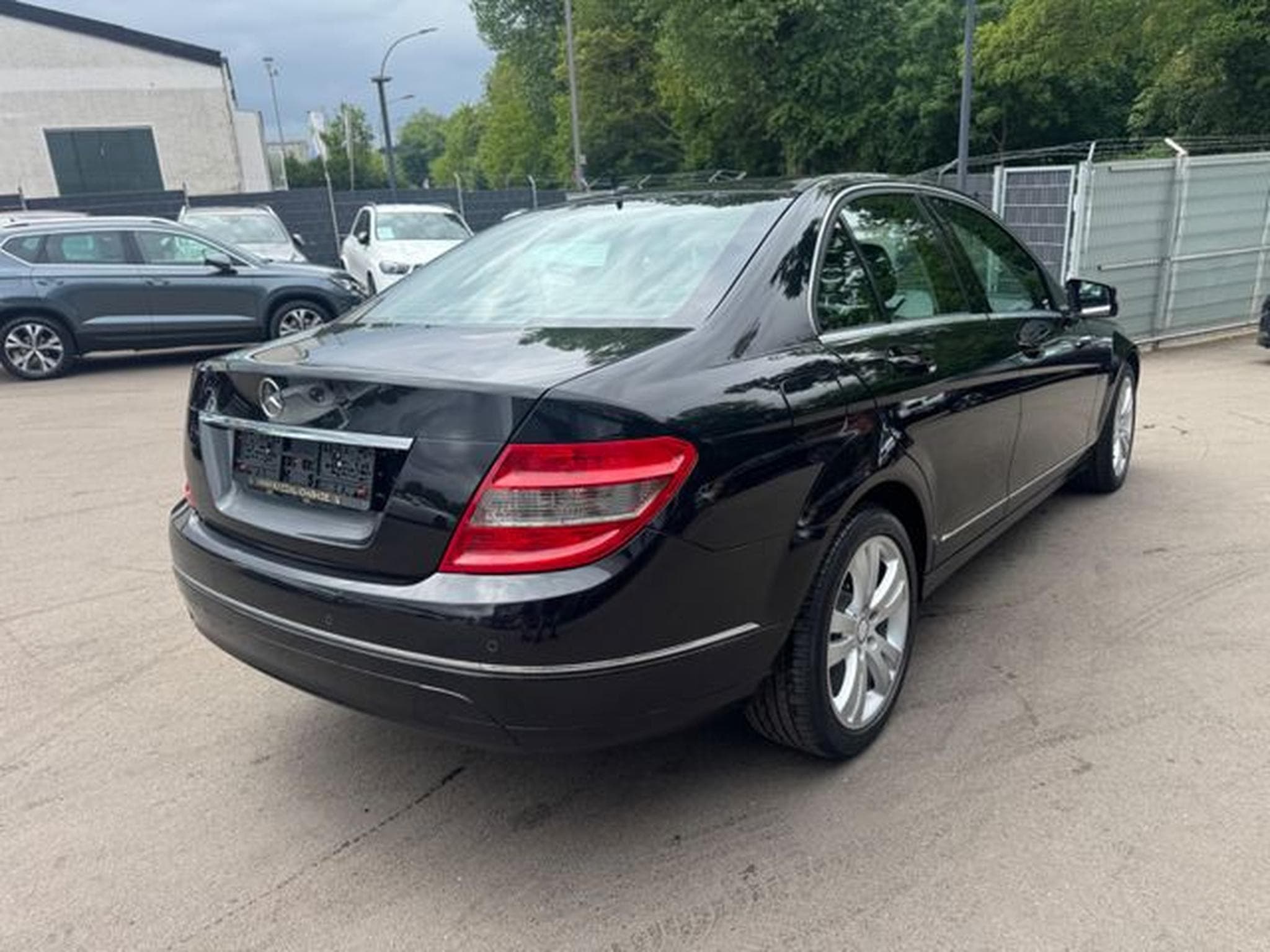 Mercedes C 180 C 180 LIMOUSINE AVANTDARDE* (2010) - Photo 6