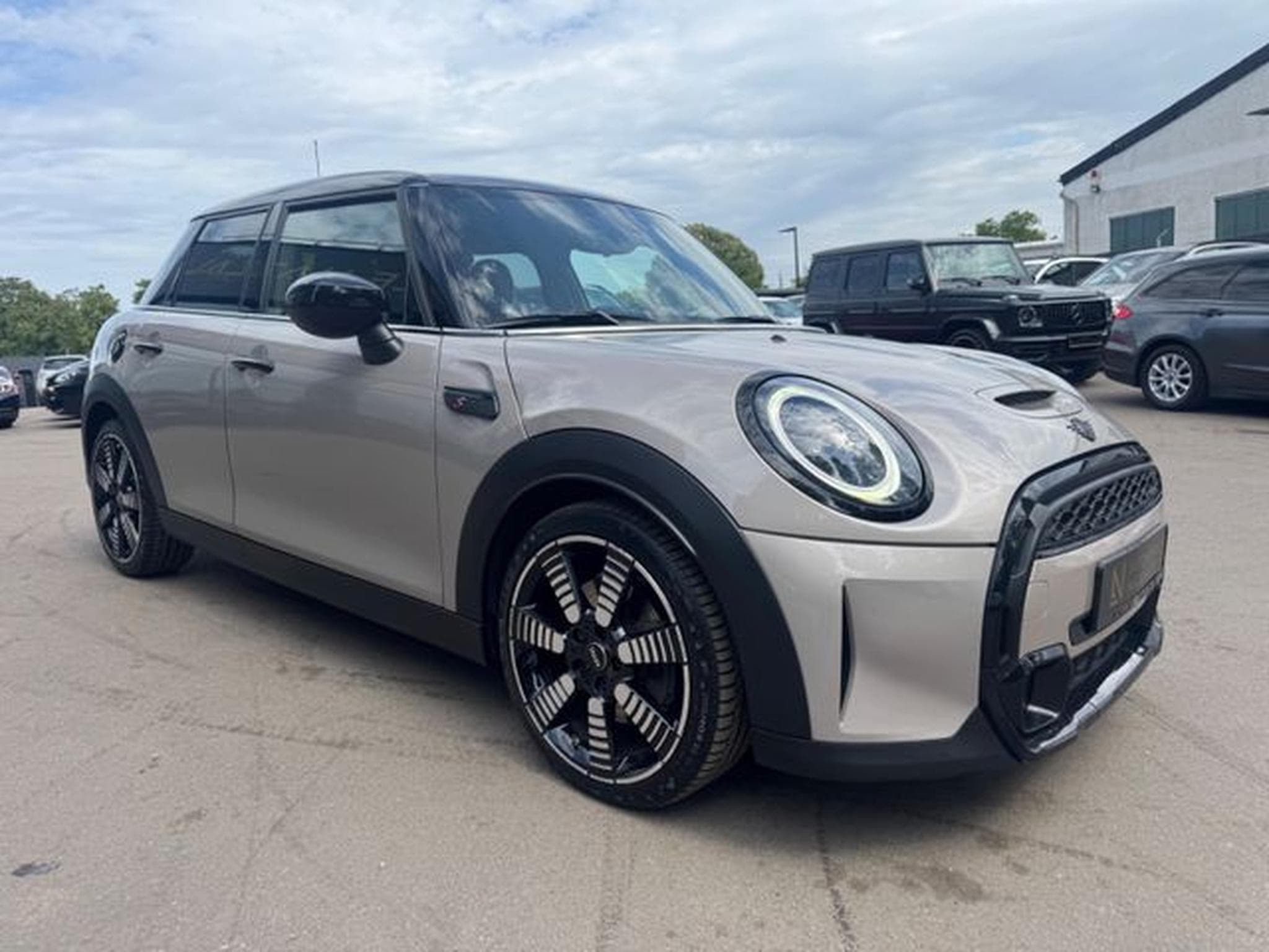 MINI Cooper COOPER S FACELIFT *TRIM*2.HD*AUT*PANO*5.TRG*TOP (2021) - Photo 6