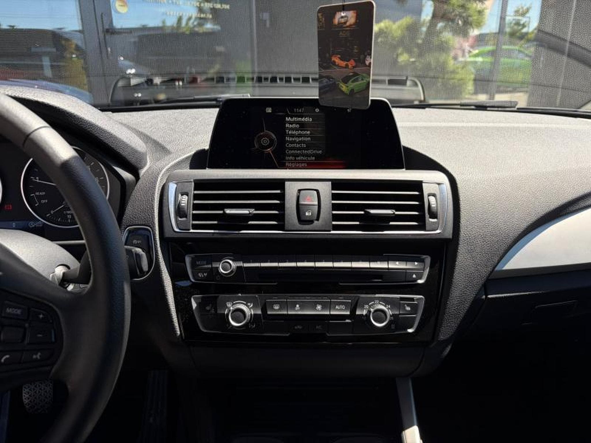 BMW 116 i/Sièges chauffants/GPS (2015) - Photo 9