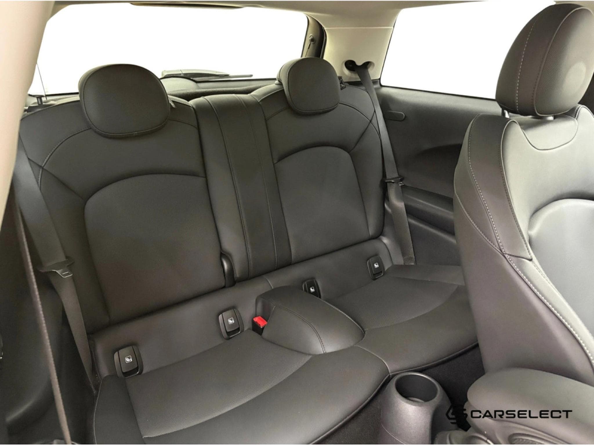 Mini Cooper 3 Portes (2023) - Photo 13
