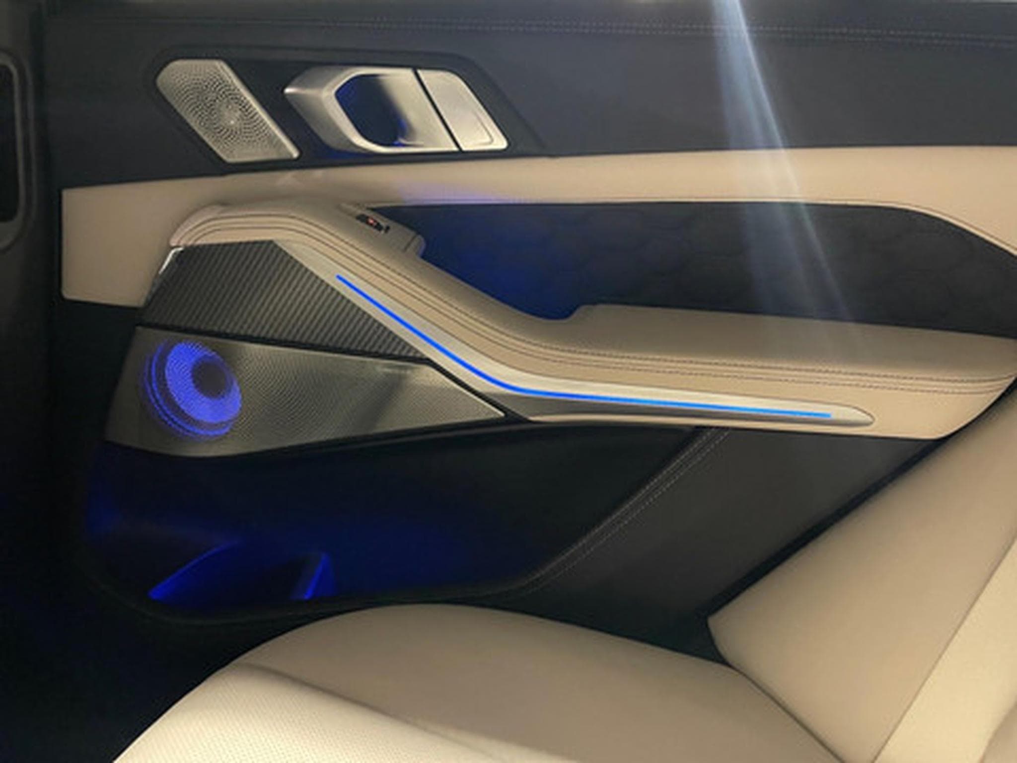 BMW X5M M (2021) - Photo 16