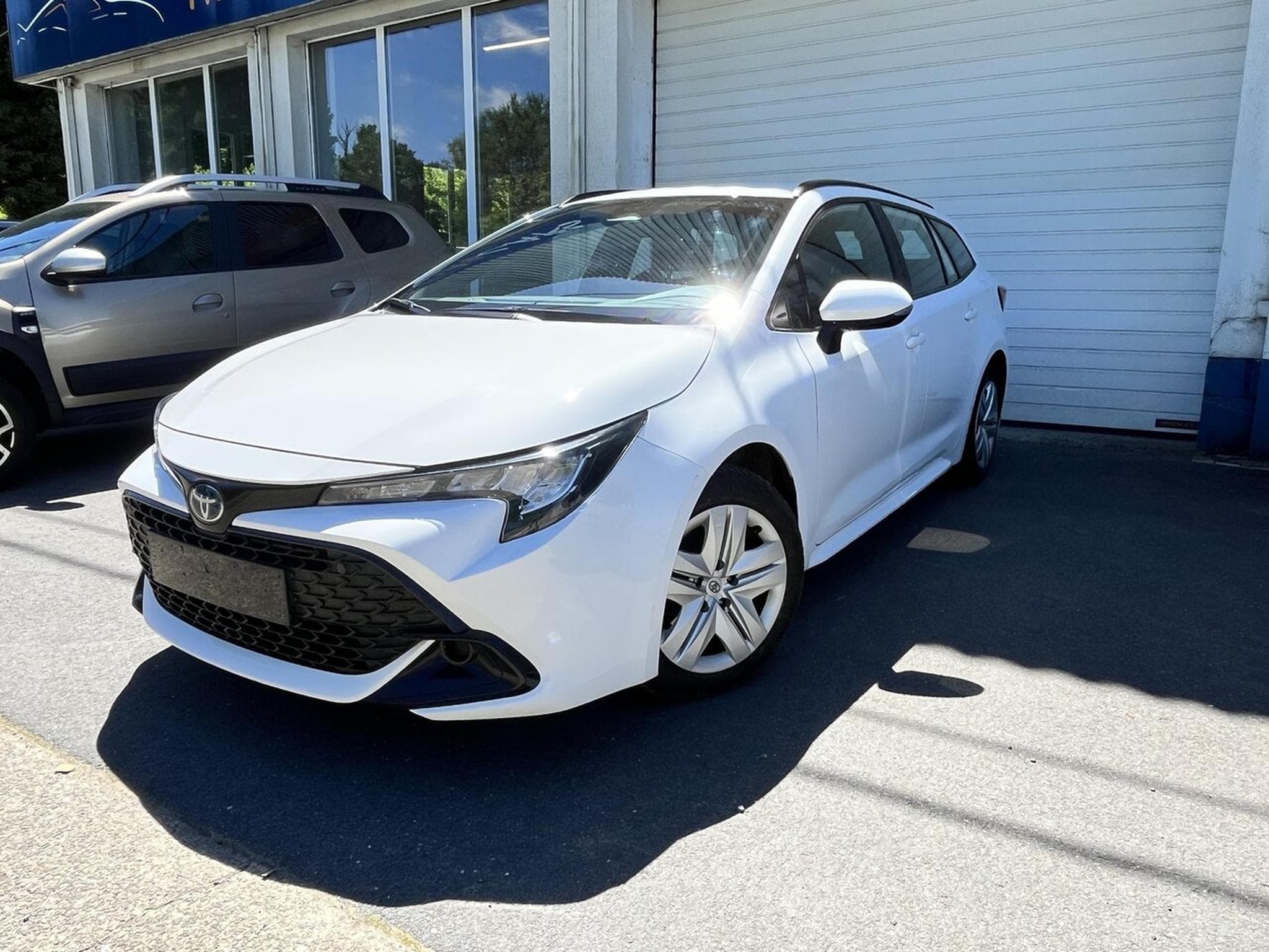 Toyota Corolla TOURING HYBRIDE 122 CH - LED -Caméra - Cruise - Garantie bat (2024) - Photo 11