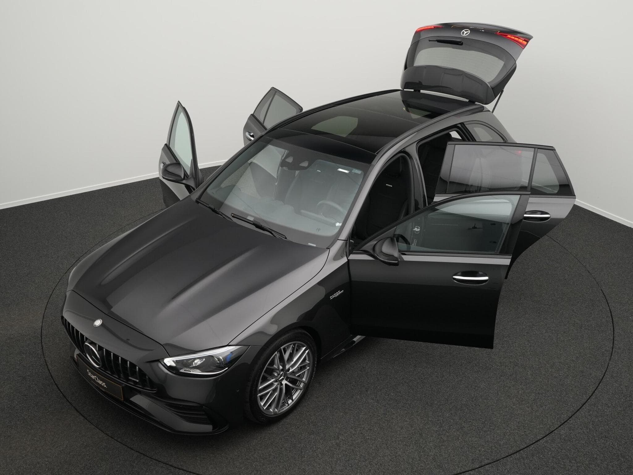 Mercedes C 43 AMG 4MATIC T. Digital+Pano+360°+Night+Memo (2025) - Photo 12