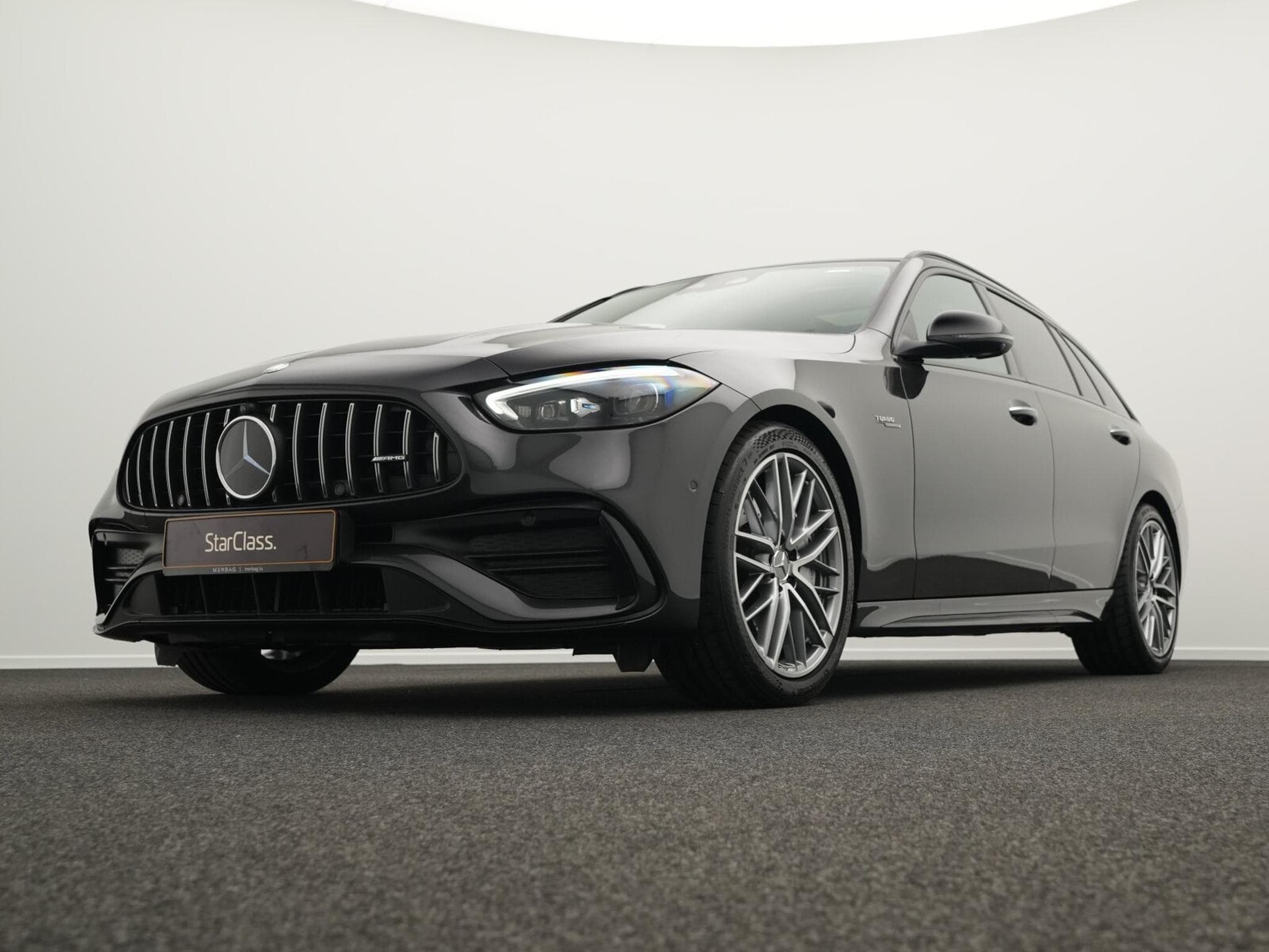 Mercedes C 43 AMG 4MATIC T. Digital+Pano+360°+Night+Memo (2025) - Photo 8