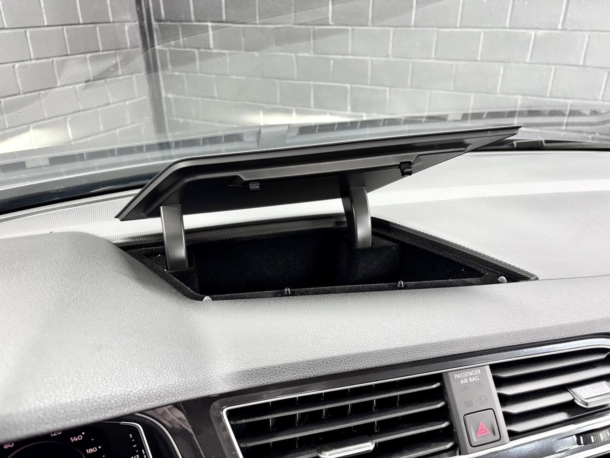 VW Tiguan Life 1.5 TSI 150 CV DSG7 *7 PLACES *ATTELAGE* *HAYON* (2025) - Photo 20