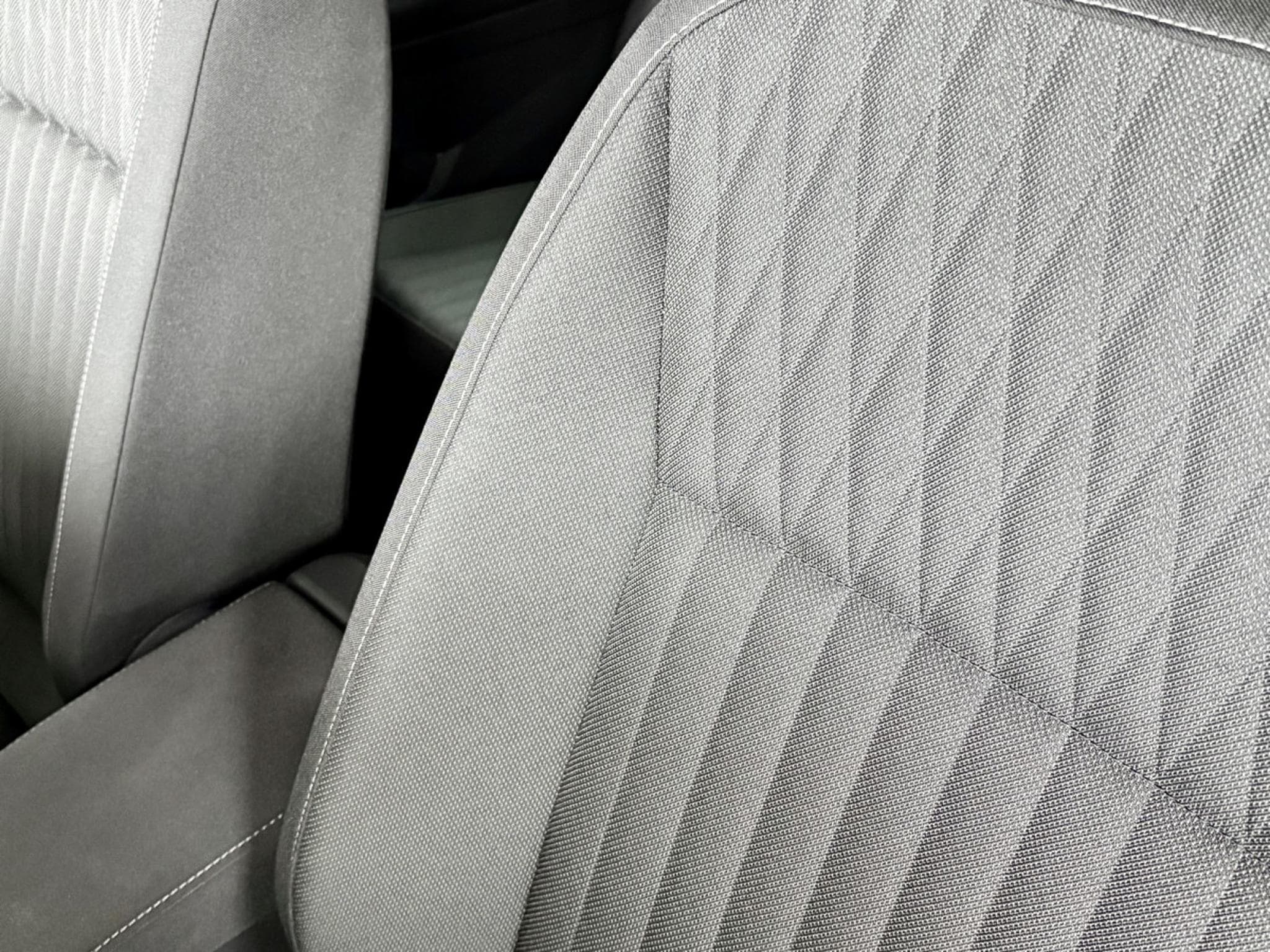 VW Tiguan Life 1.5 TSI 150 CV DSG7 *7 PLACES *ATTELAGE* *HAYON* (2025) - Photo 24