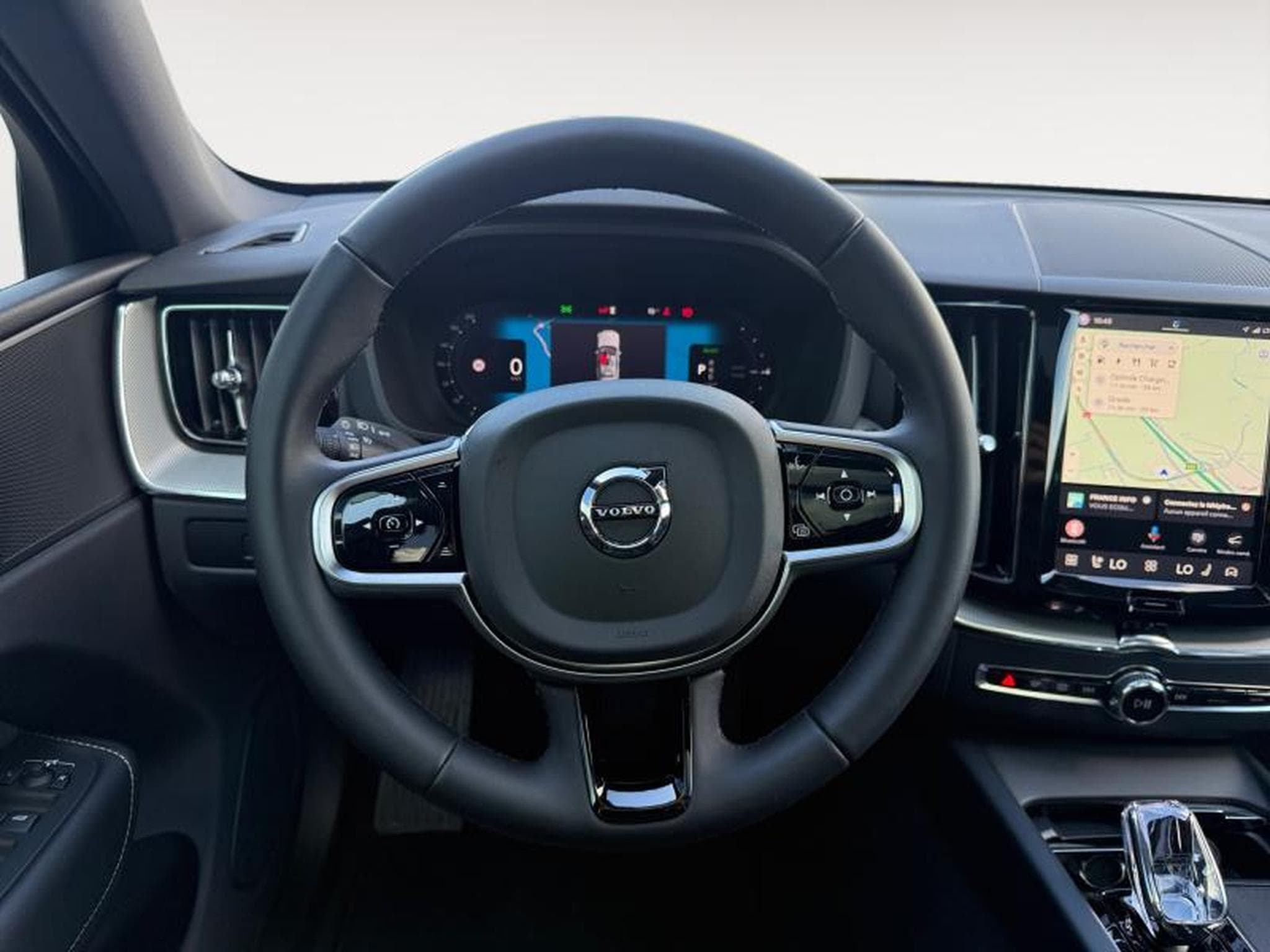 Volvo XC60 T6 Black Edition / Hybride (2024) - Photo 12
