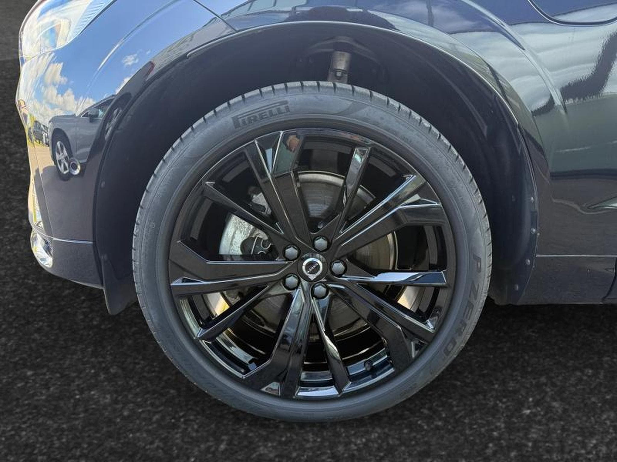 Volvo XC60 T6 Black Edition / Hybride (2024) - Photo 14