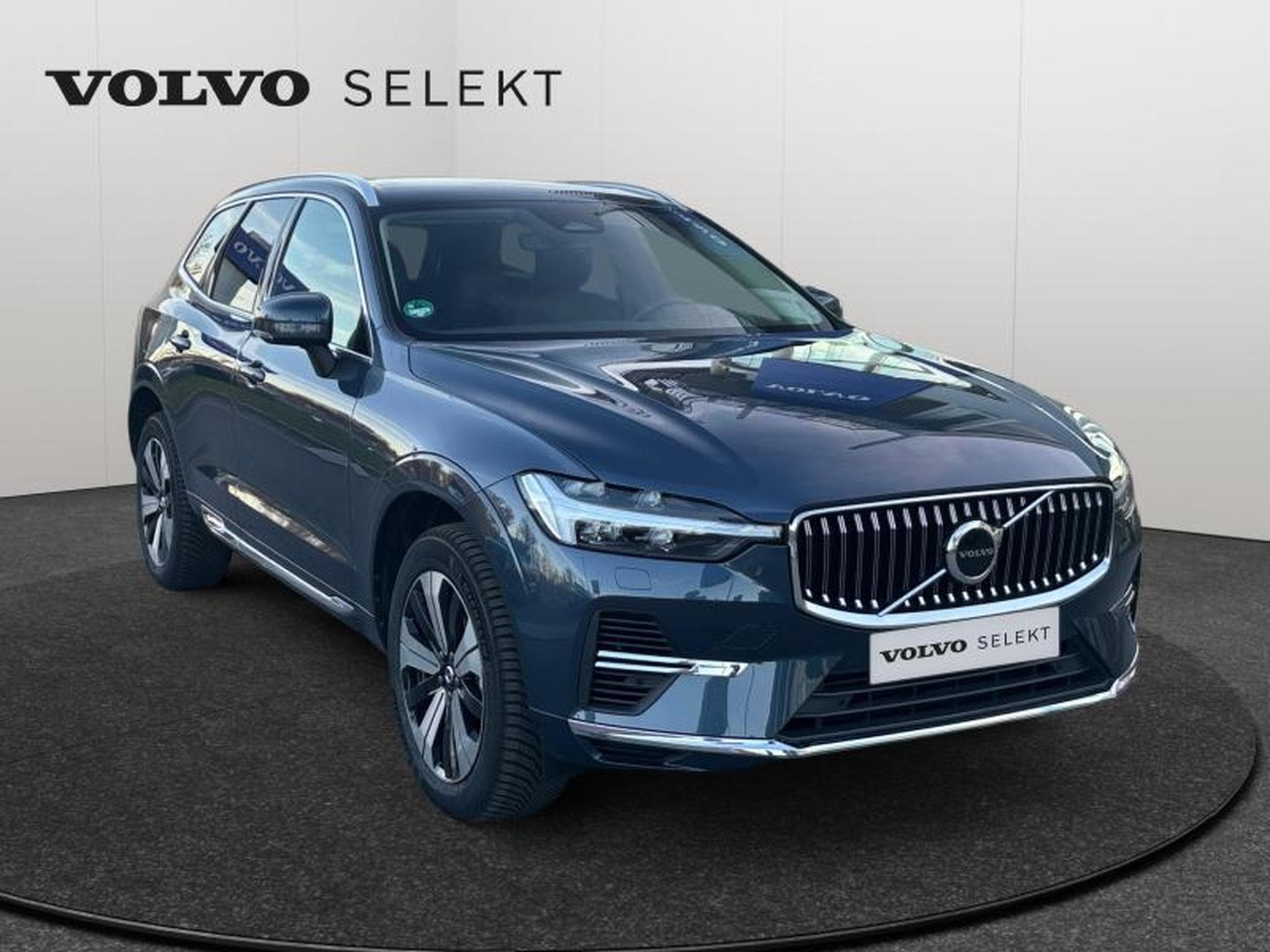 Volvo XC60 T6 Core / Hybride (2025) - Photo 7