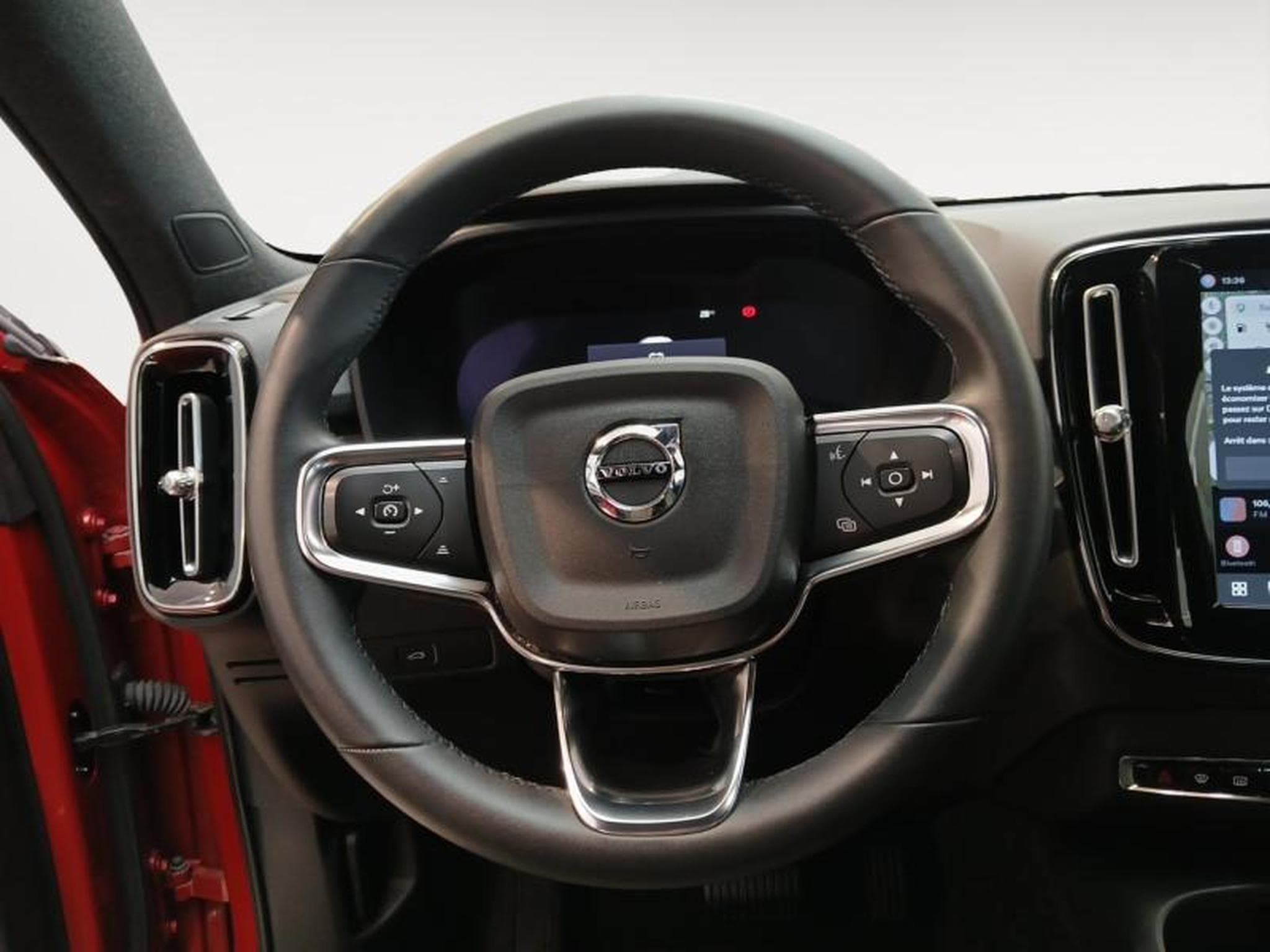 Volvo XC40 B3 Core / Essence (2022) - Photo 10