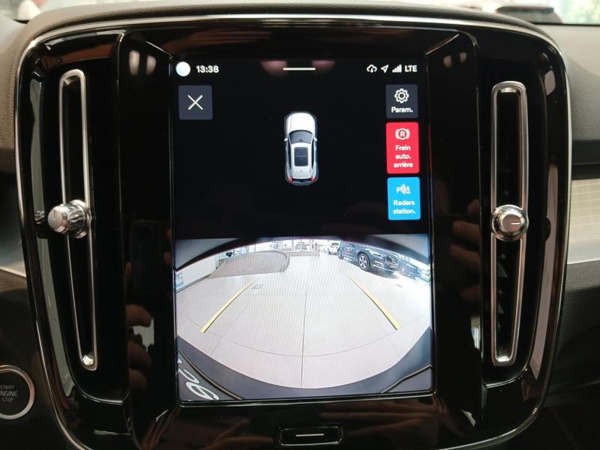 Volvo XC40 B3 Core / Essence (2022) - Photo 15
