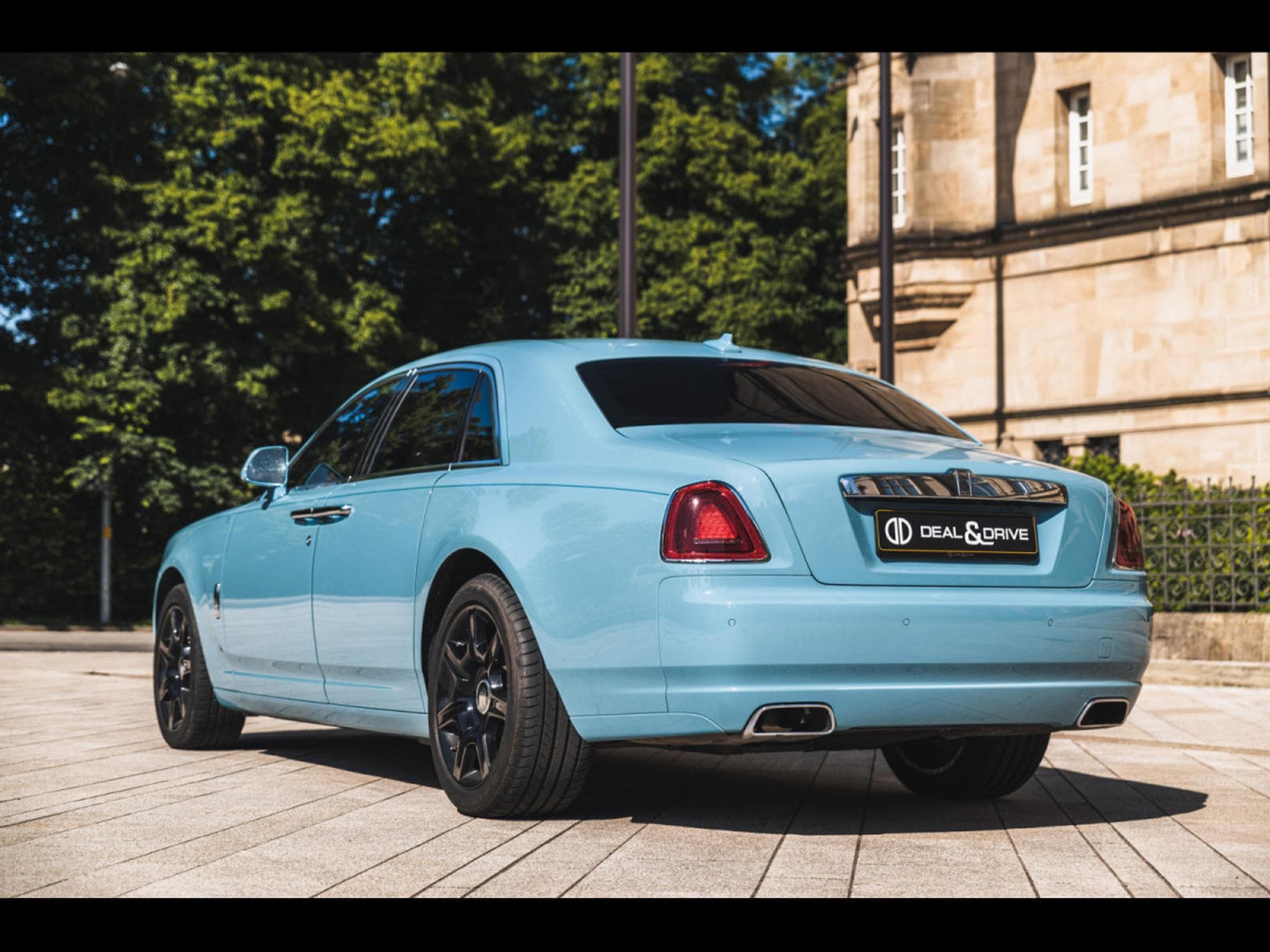 Rolls-Royce Ghost 6.6 V12 ALPINE TRIAL CENTENARY 1/35 (2013) - Photo 3