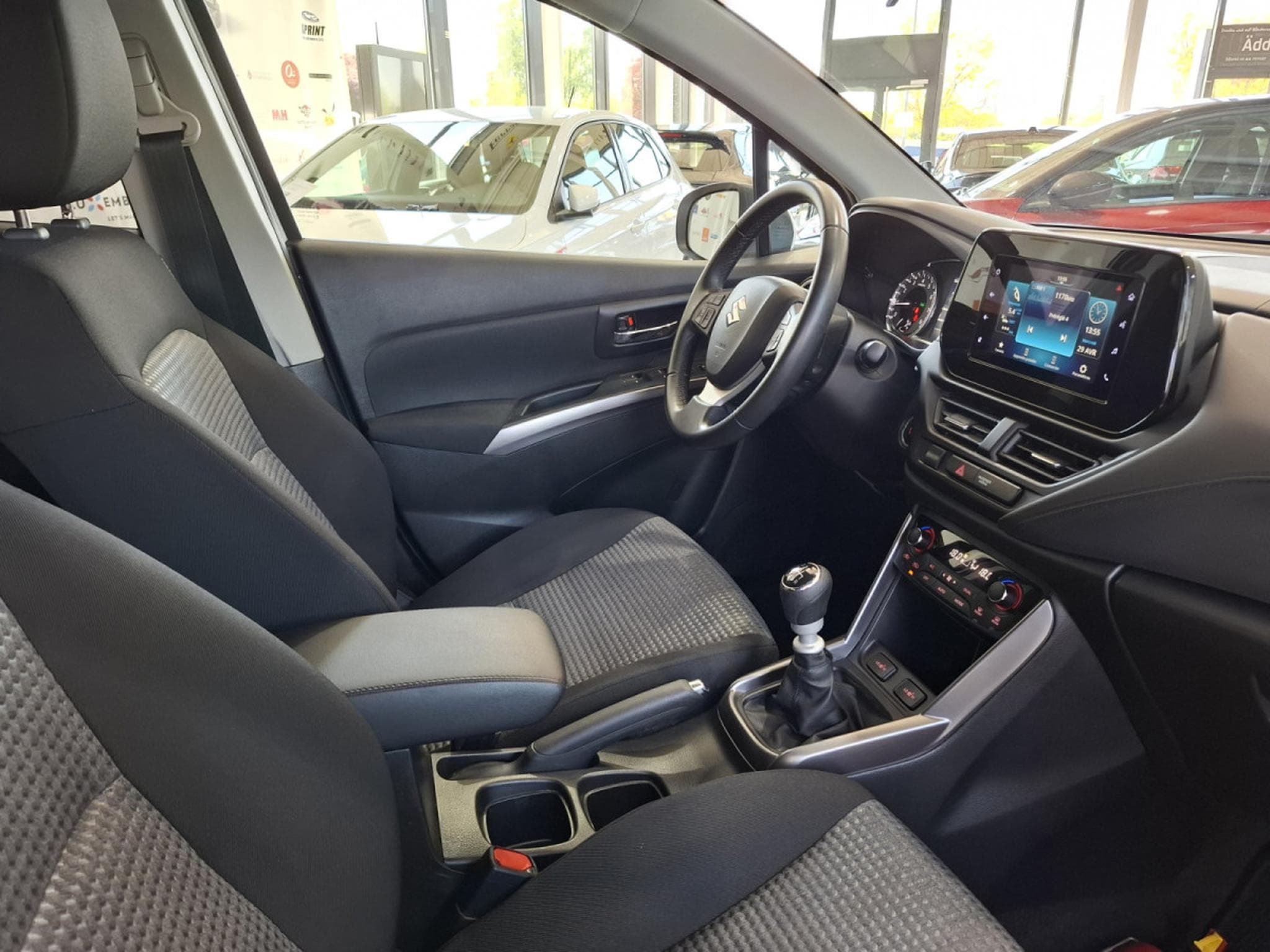 Suzuki S-Cross 1.4 TURBO HYBRID,1 HAND, CAMERA, CLIMA  AUTO, CARPLAY, ALU 1 (2023) - Photo 12