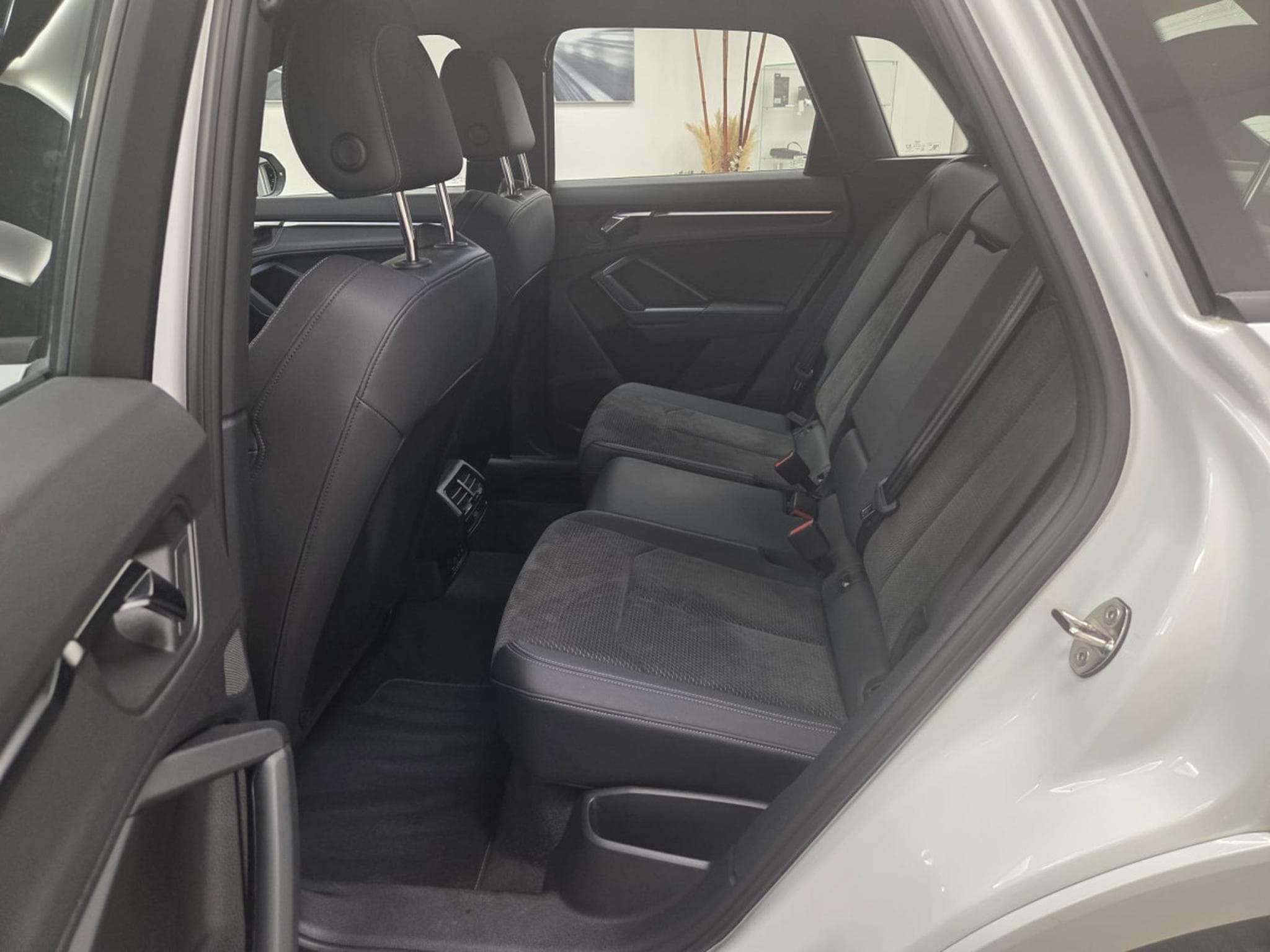 Audi Q3 S line 35 TFSI 150 CV / 110 KW S tronic (2022) - Photo 6