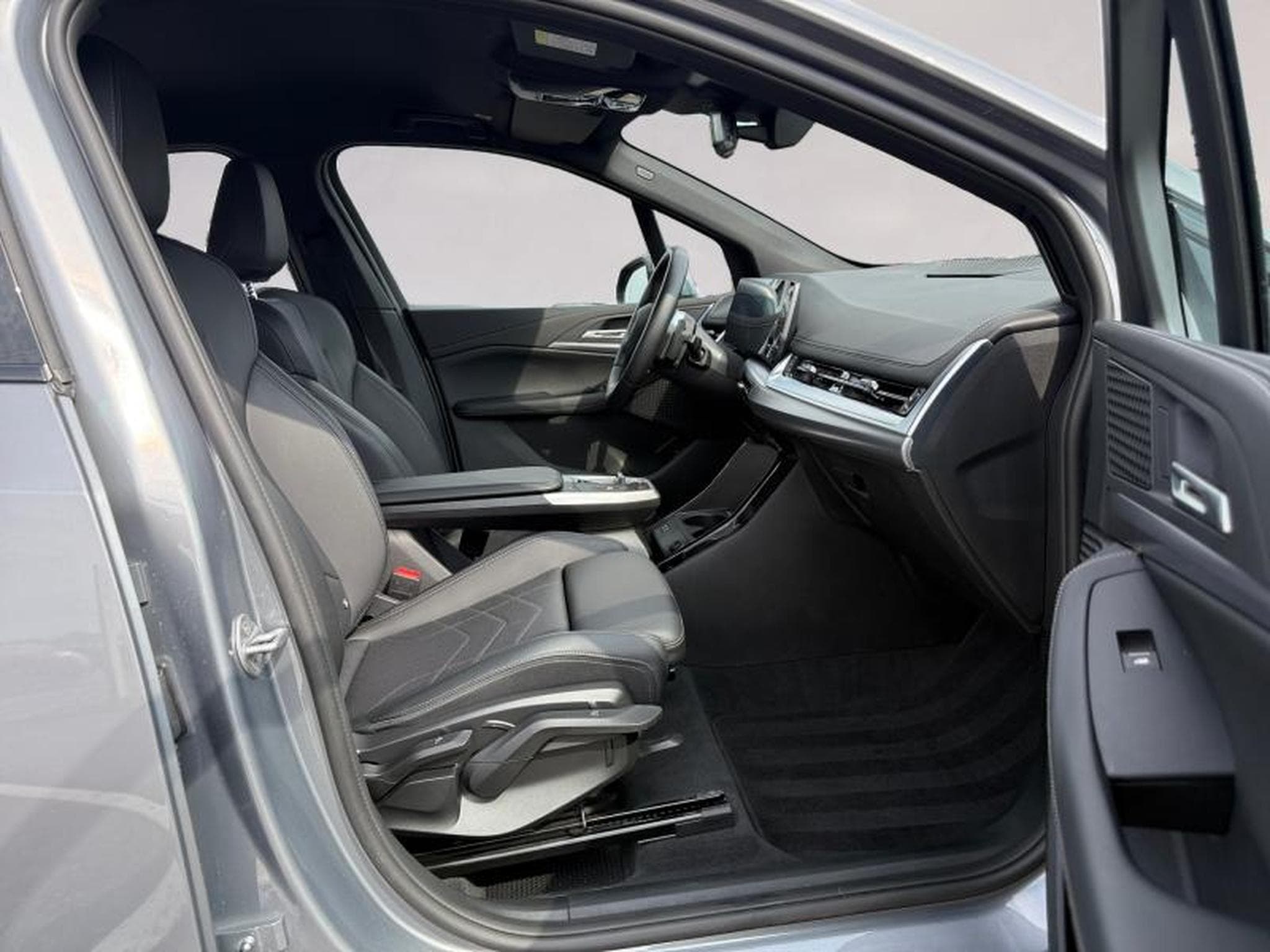 BMW 218 218 Active Tourer (2025) - Photo 13