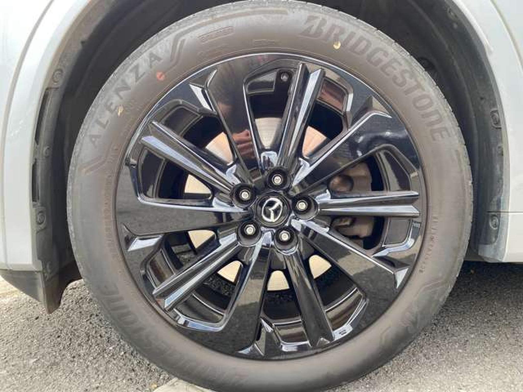 Mazda CX-60 CX-60 AWD PHEV Aut. HOMURA (2024) - Photo 18