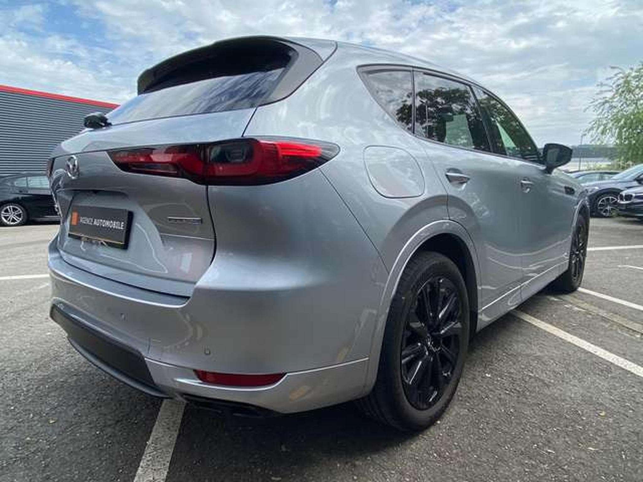 Mazda CX-60 CX-60 AWD PHEV Aut. HOMURA (2024) - Photo 5
