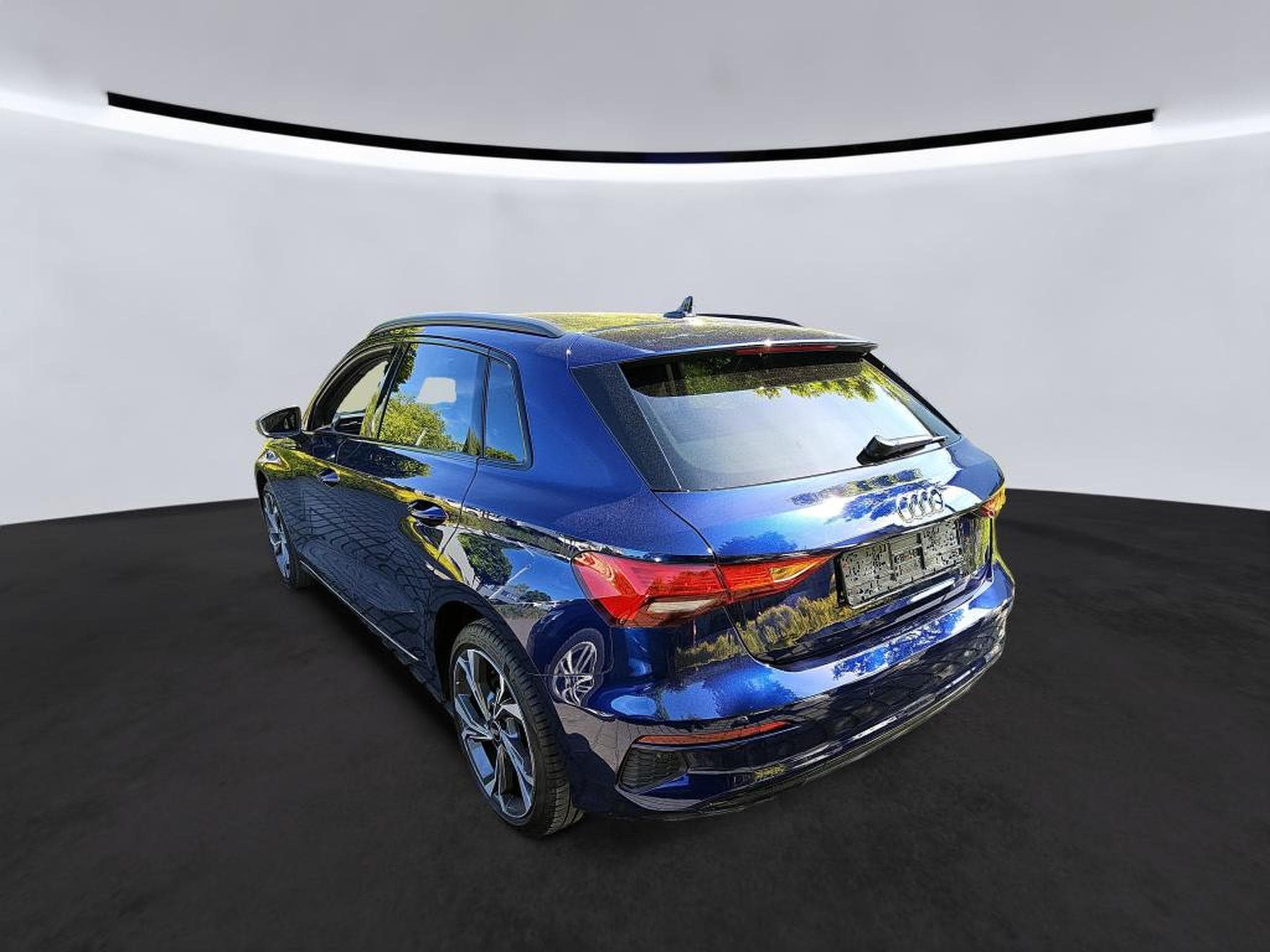 Audi A3 Sportback Advanced 30 TFSI 110 CV *ATTELAGE* * 18" * (2023) - Photo 4