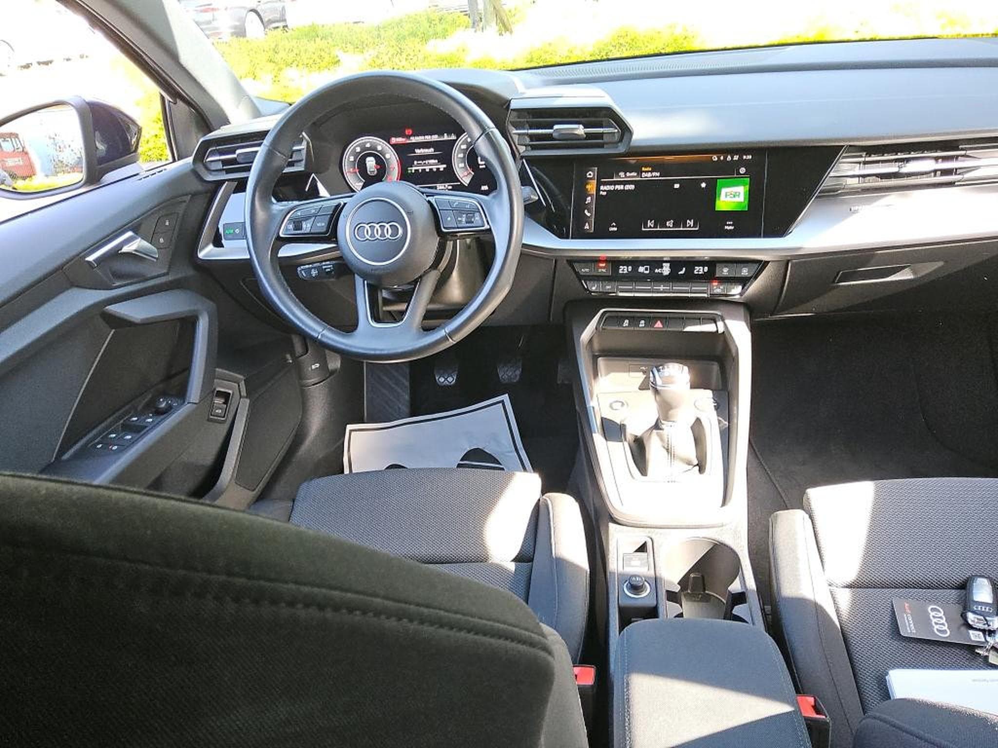 Audi A3 Sportback Advanced 30 TFSI 110 CV *ATTELAGE* * 18" * (2023) - Photo 6