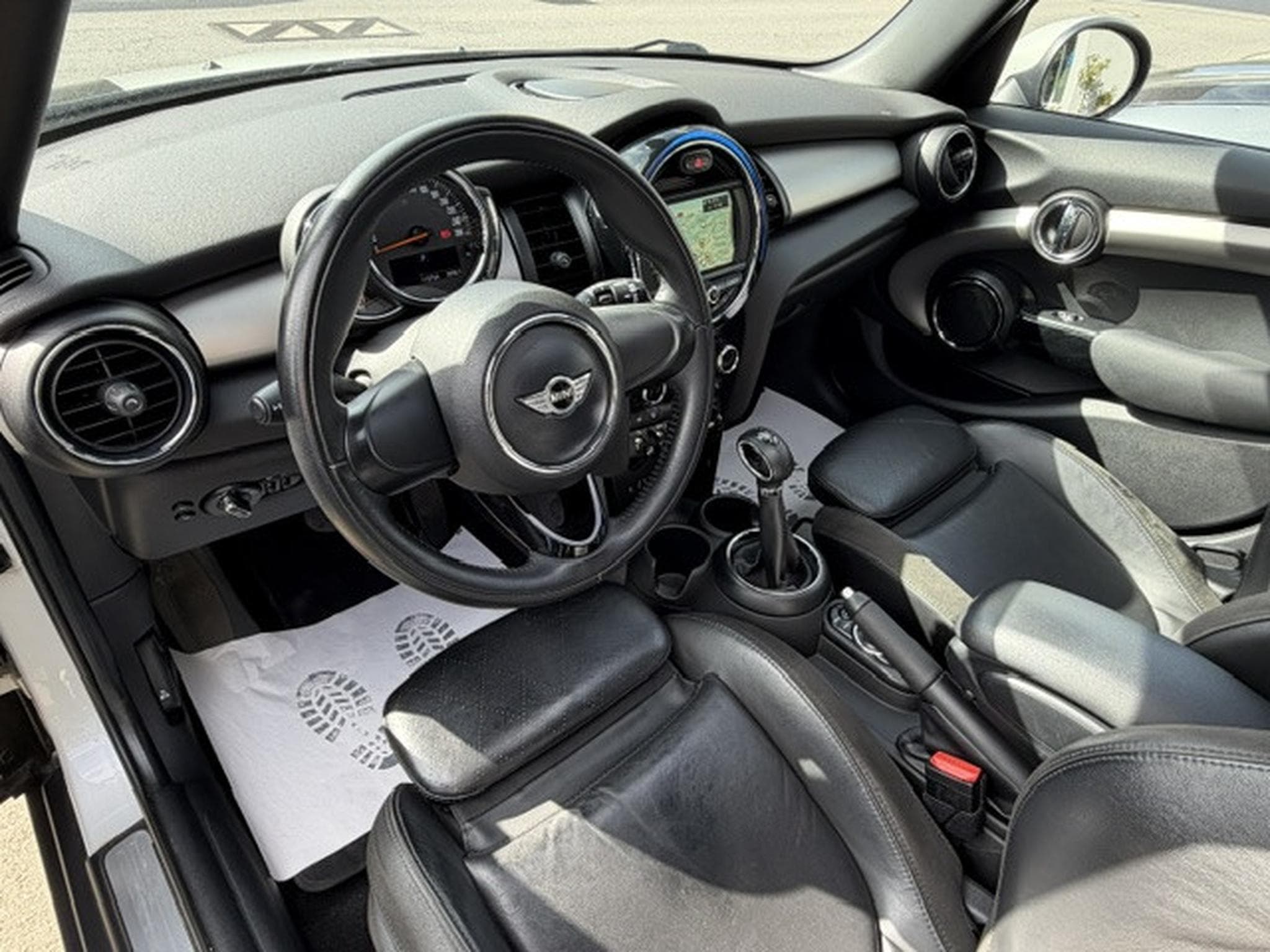 Mini Cooper Auto. Pack Sport (2017) - Photo 3