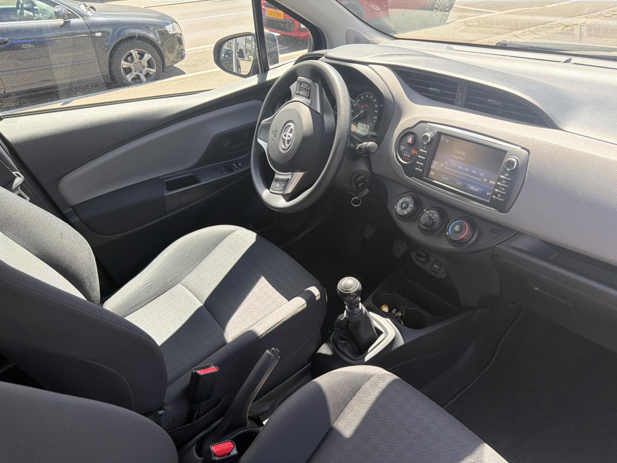 Toyota Yaris 1.5 BM6 112CV (2018) - Photo 10