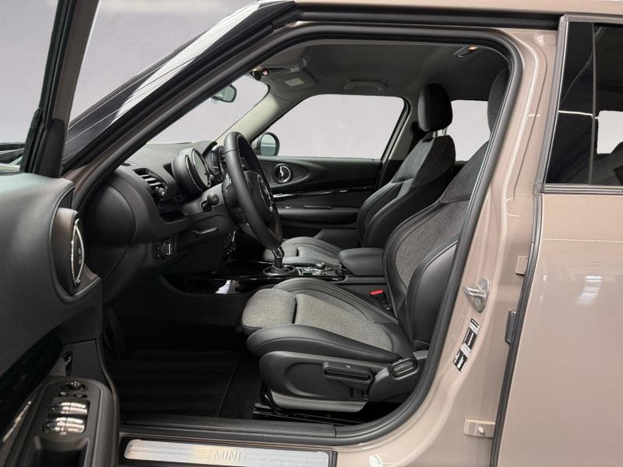 MINI Clubman Cooper Clubman (2022) - Photo 11