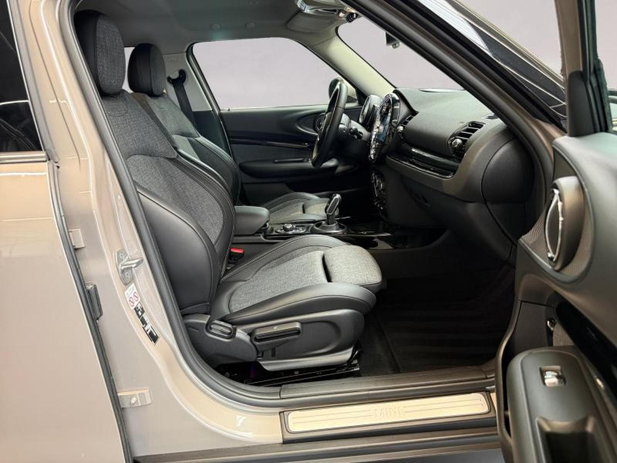 MINI Clubman Cooper Clubman (2022) - Photo 13