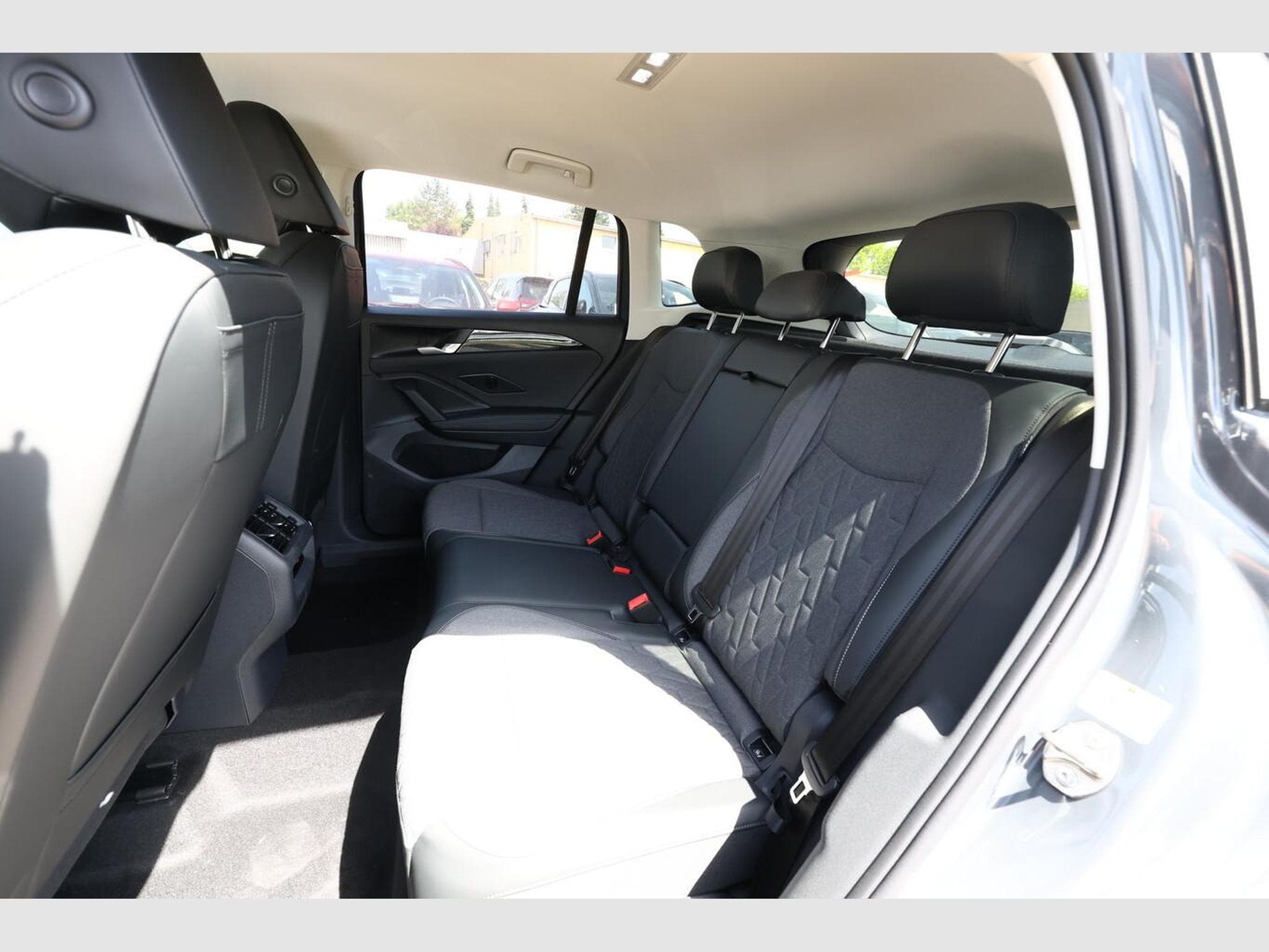 VW Tiguan PHEV 5JGarantie IQ.Drive (2026) - Photo 10