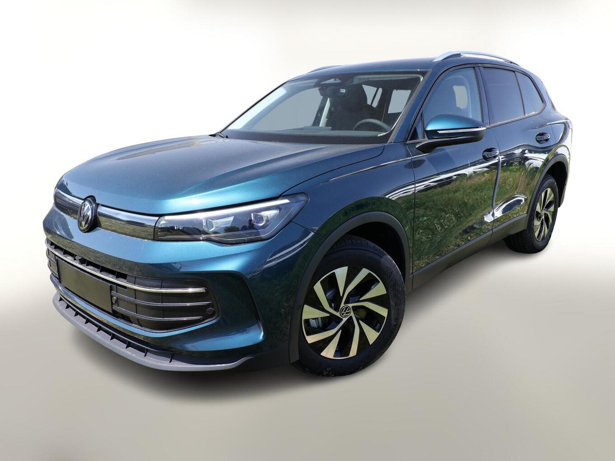 VW Tiguan DSG LED+ IQ.DRIVE (2026) - Photo 1