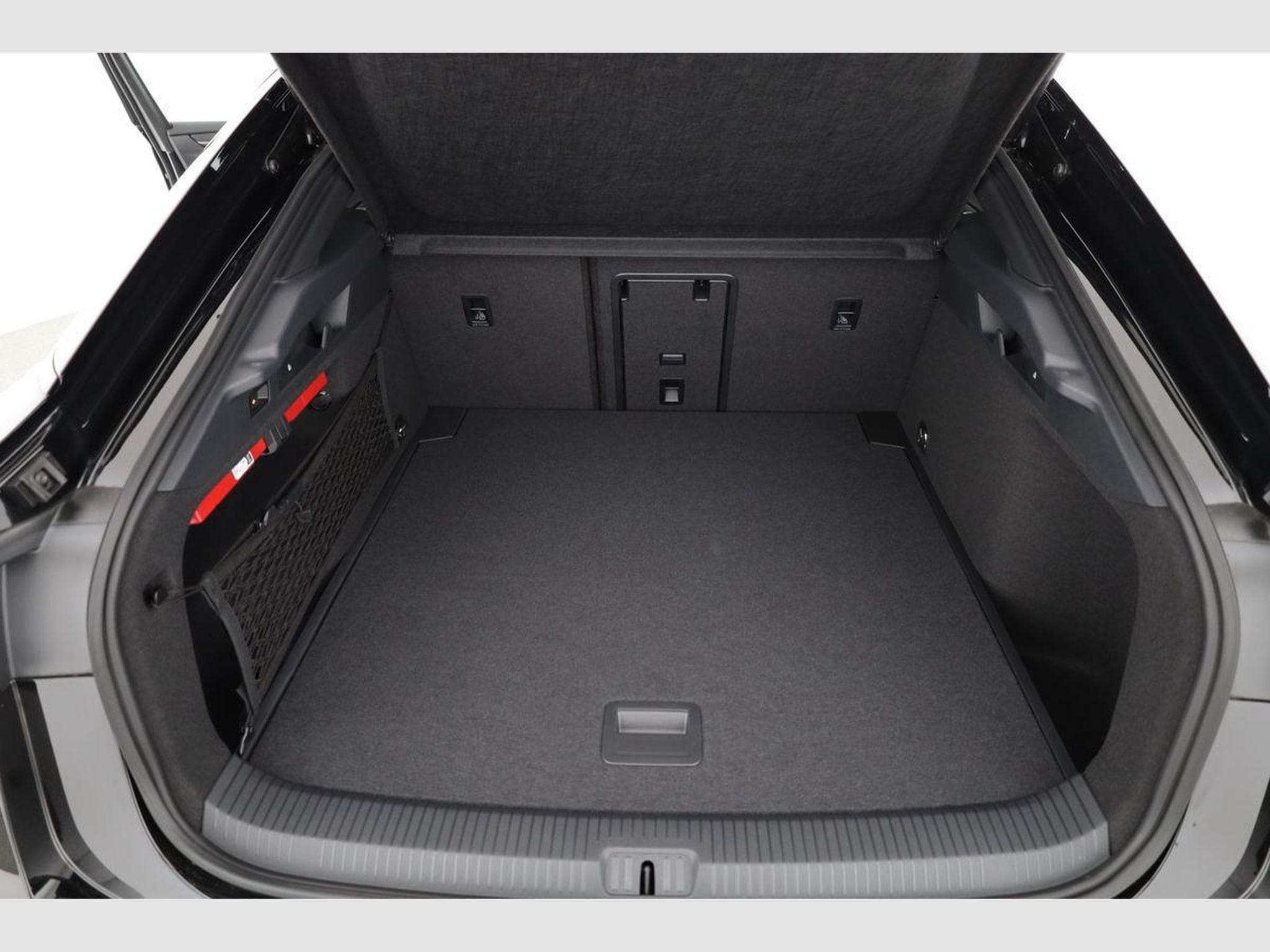 VW ID.7 Pro Black, AHK, (2026) - Photo 13