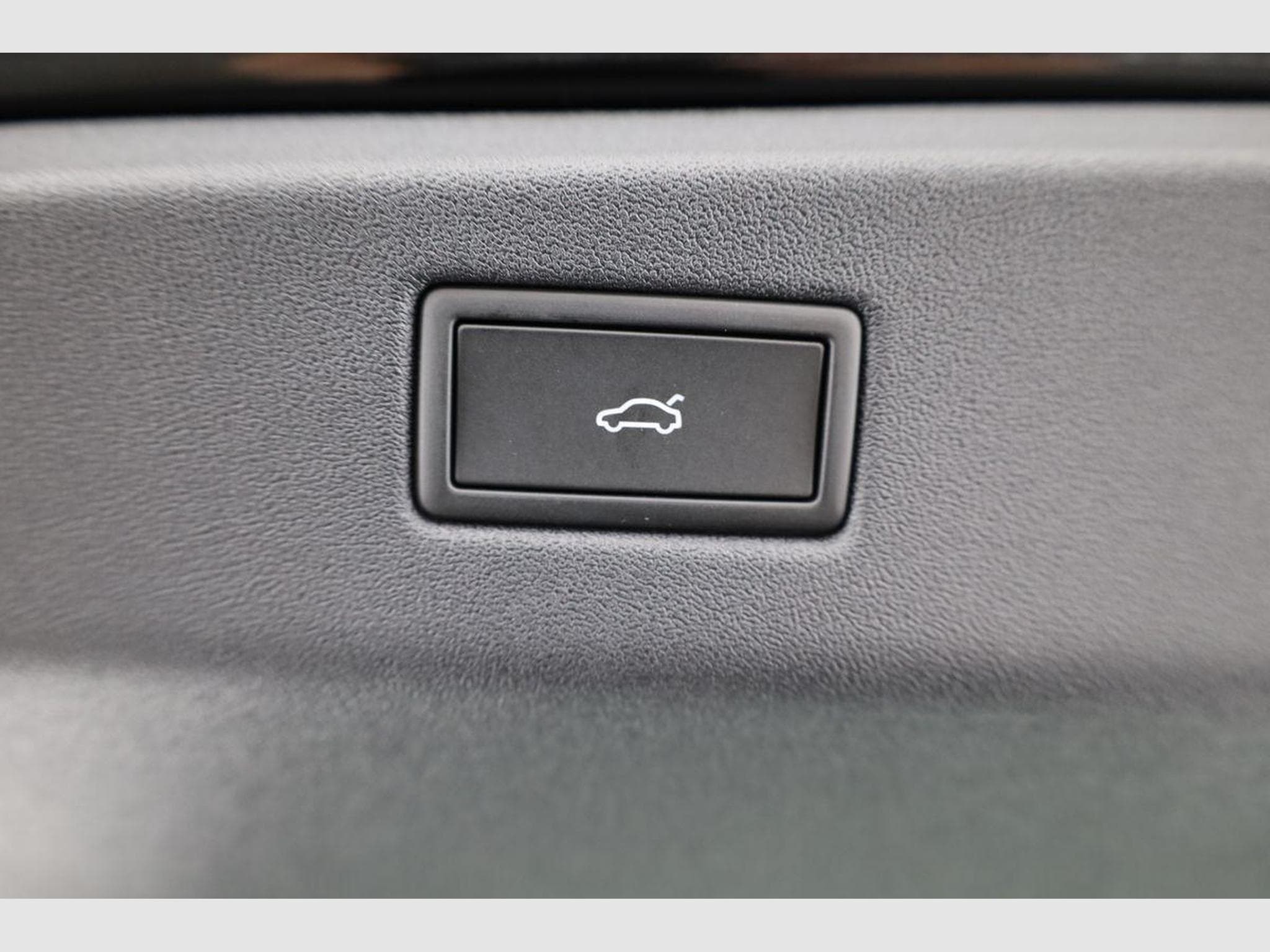 VW ID.7 Pro Black, AHK, (2026) - Photo 15