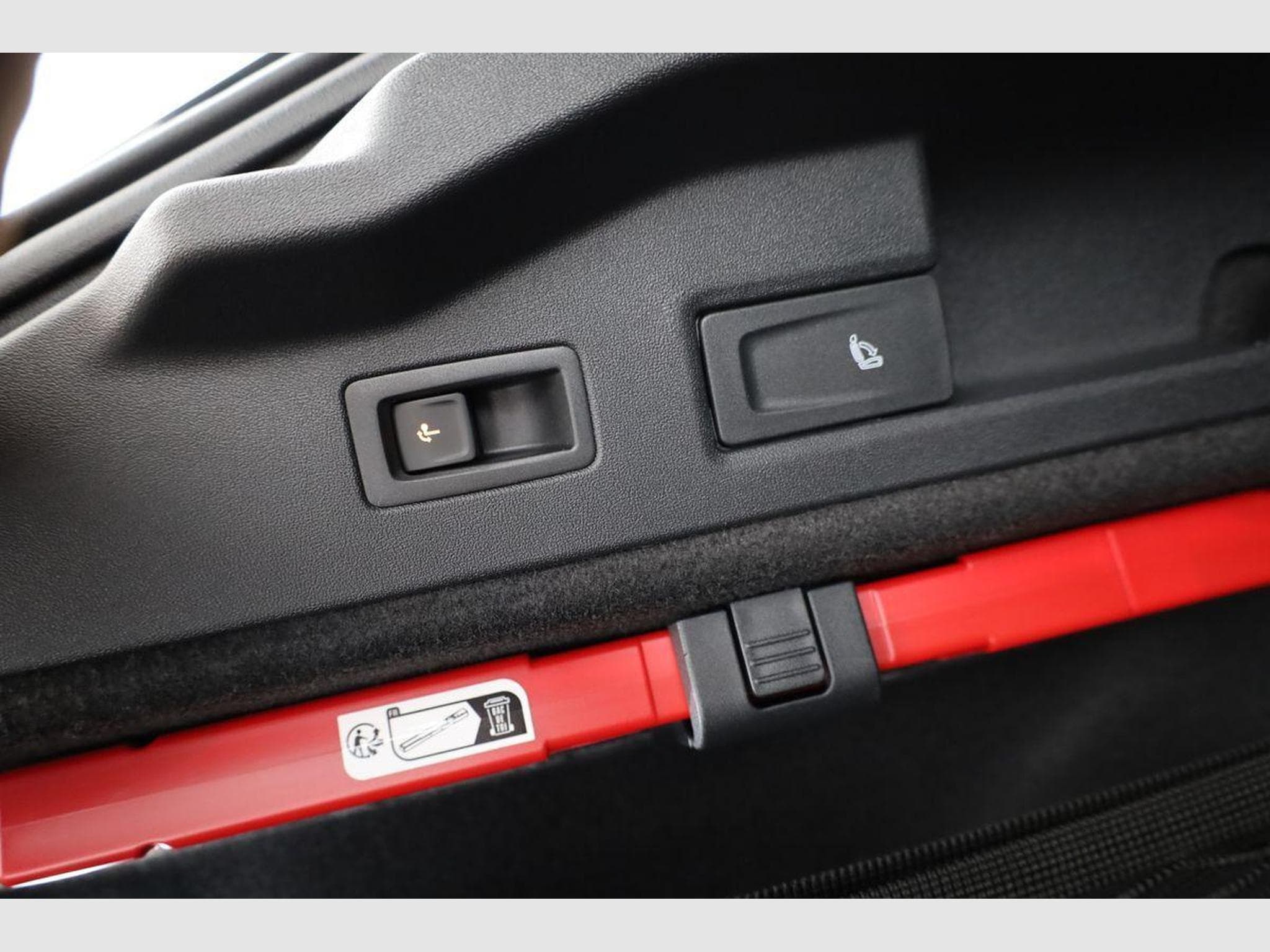 VW ID.7 Pro Black, AHK, (2026) - Photo 10