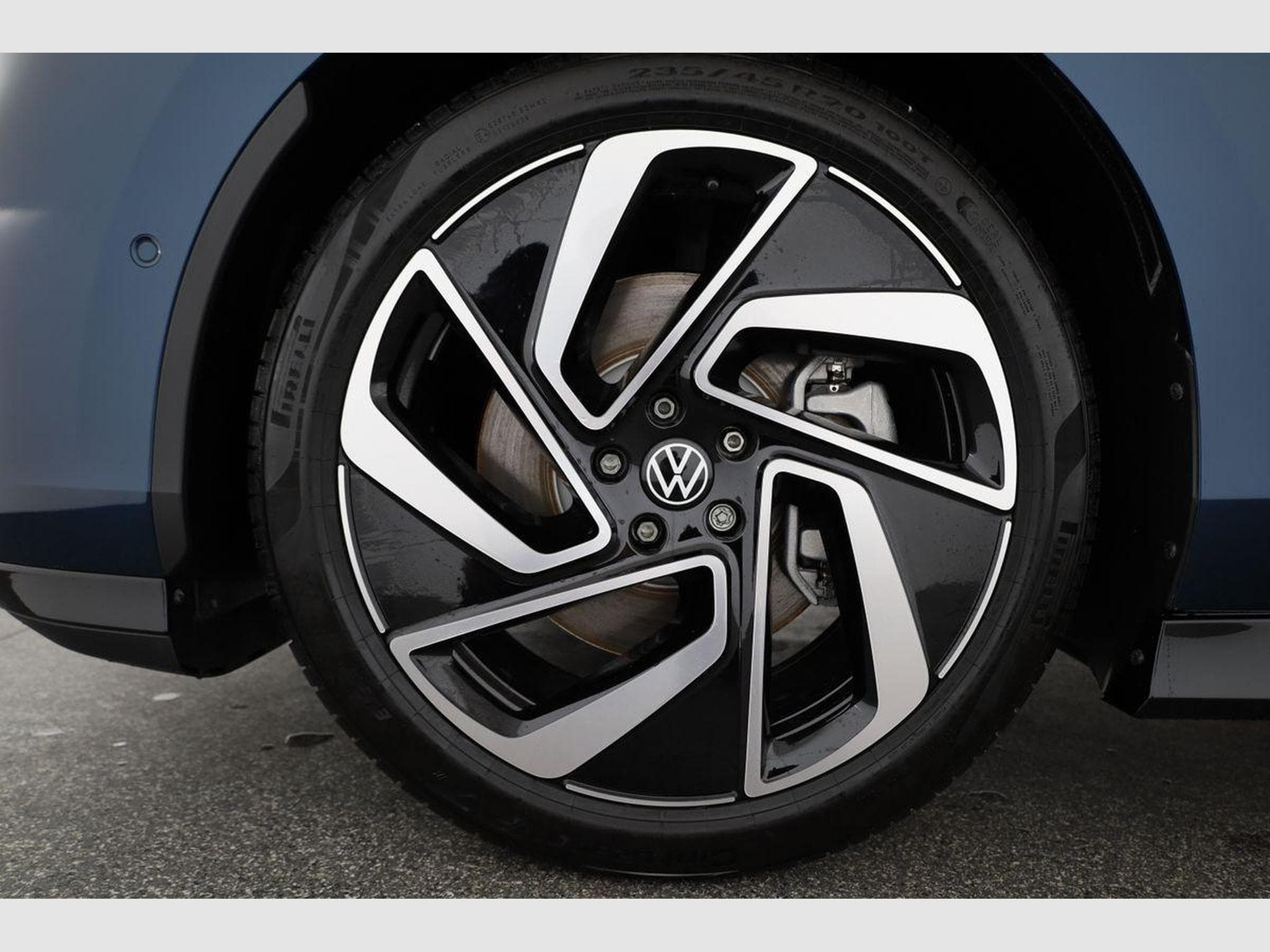 VW ID.7 Pro Black, AHK, (2026) - Photo 13