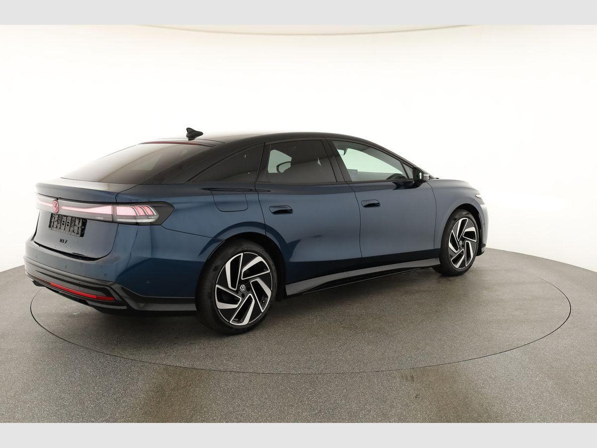 VW ID.7 Pro Black, AHK, (2026) - Photo 17