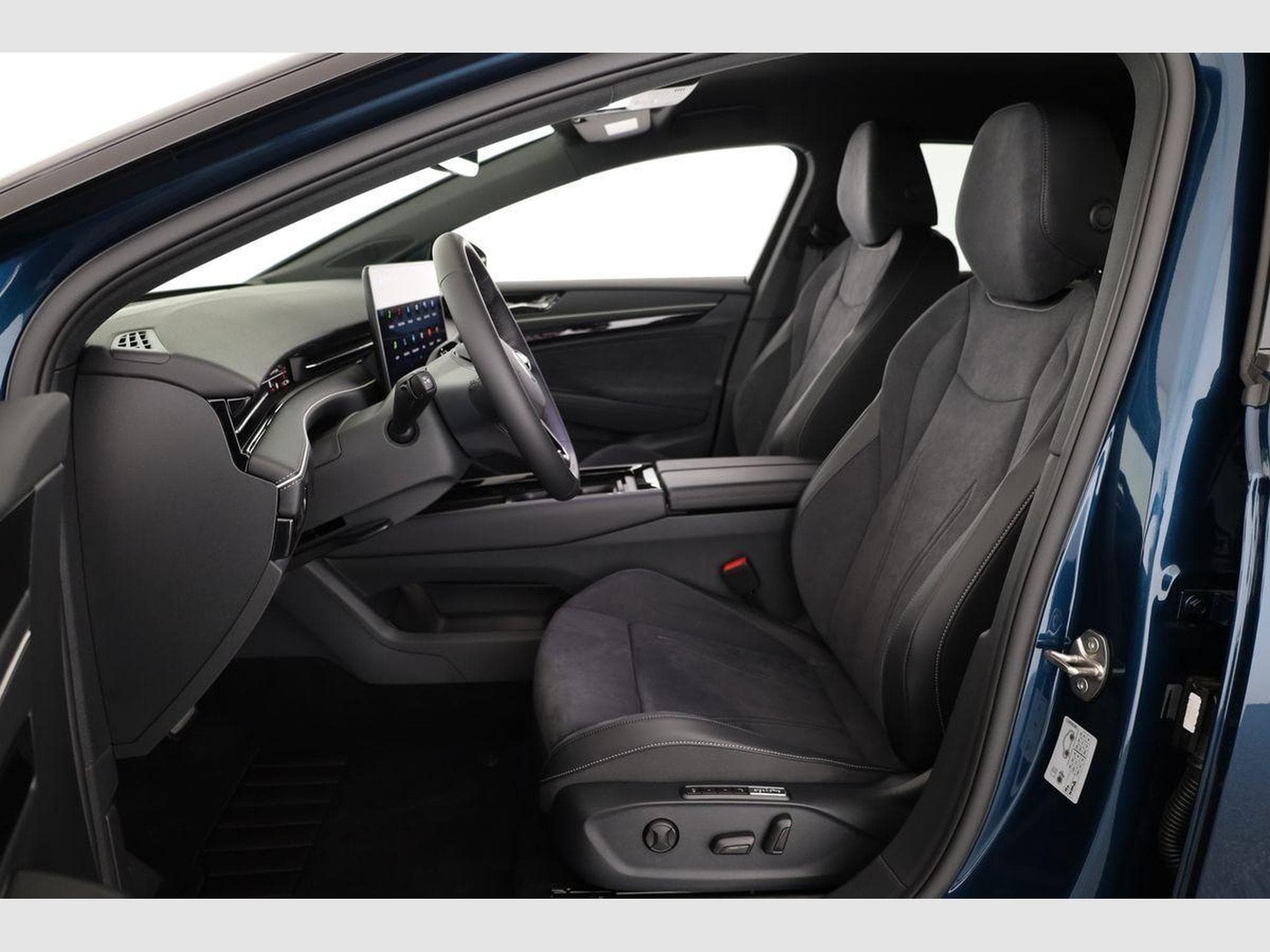 VW ID.7 Pro Black, AHK, (2026) - Photo 7