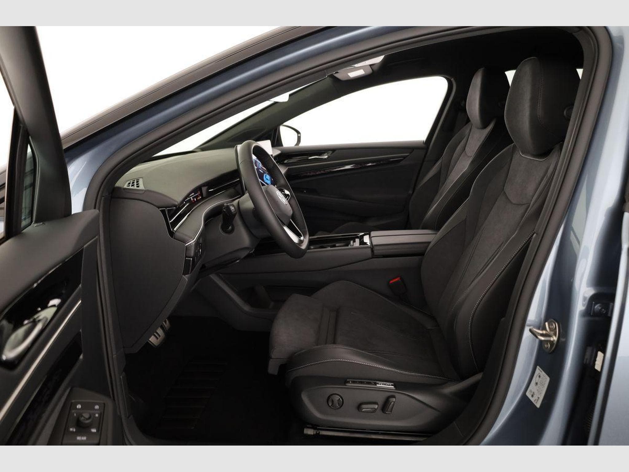 VW ID.7 Tourer Pro Black, (2026) - Photo 10