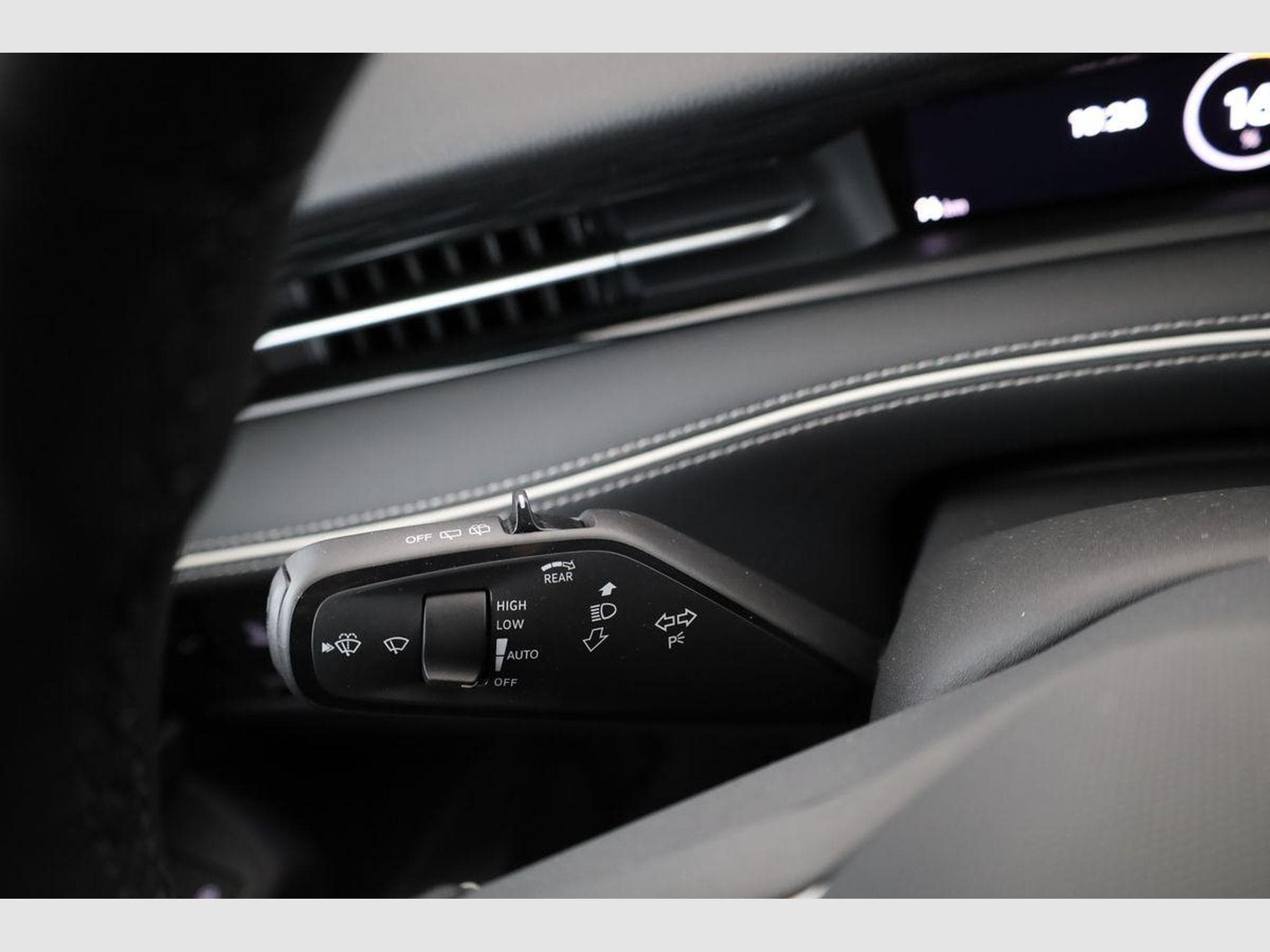 VW ID.7 Tourer Pro Black, (2026) - Photo 9