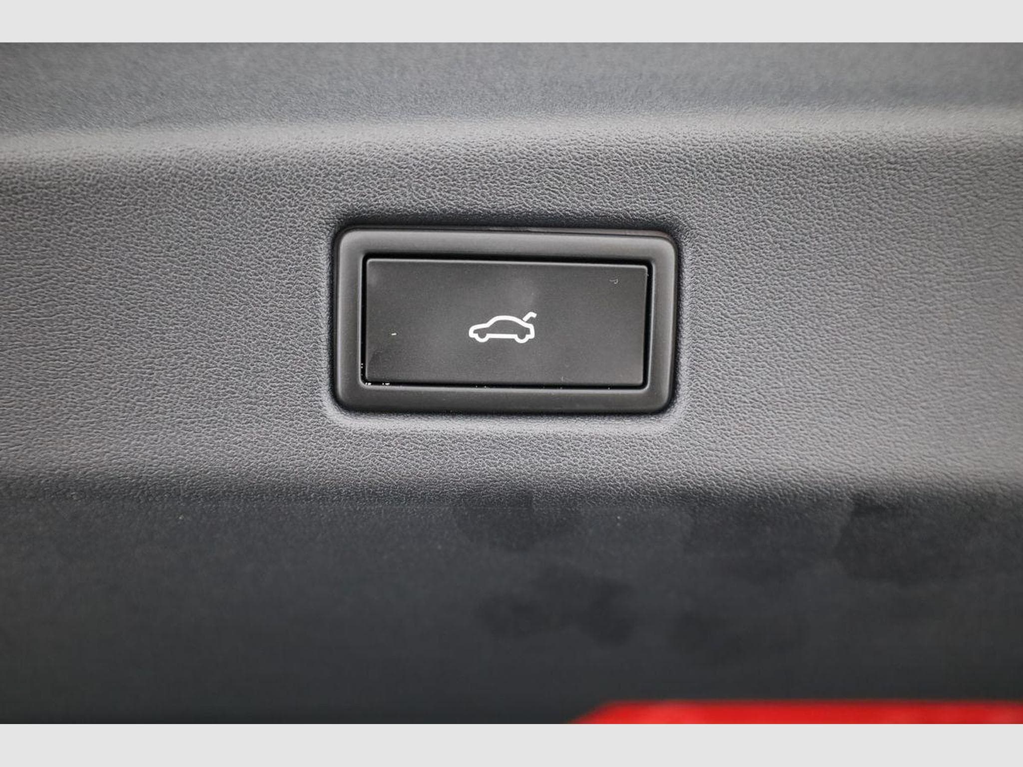 VW ID.7 Kombi Pro 210 kW (2026) - Photo 14