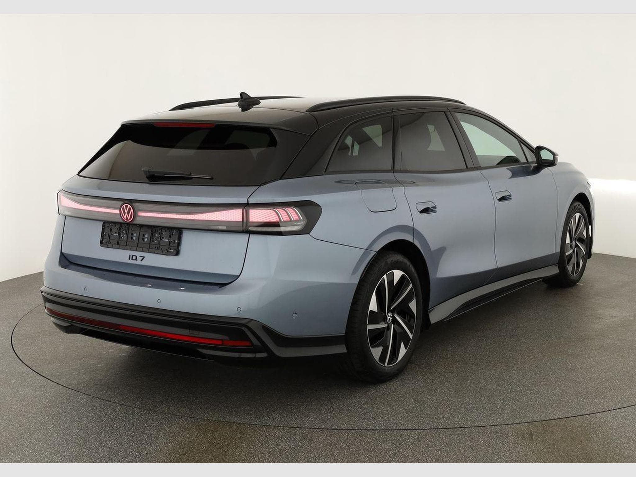 VW ID.7 Kombi Pro 210 kW (2026) - Photo 2