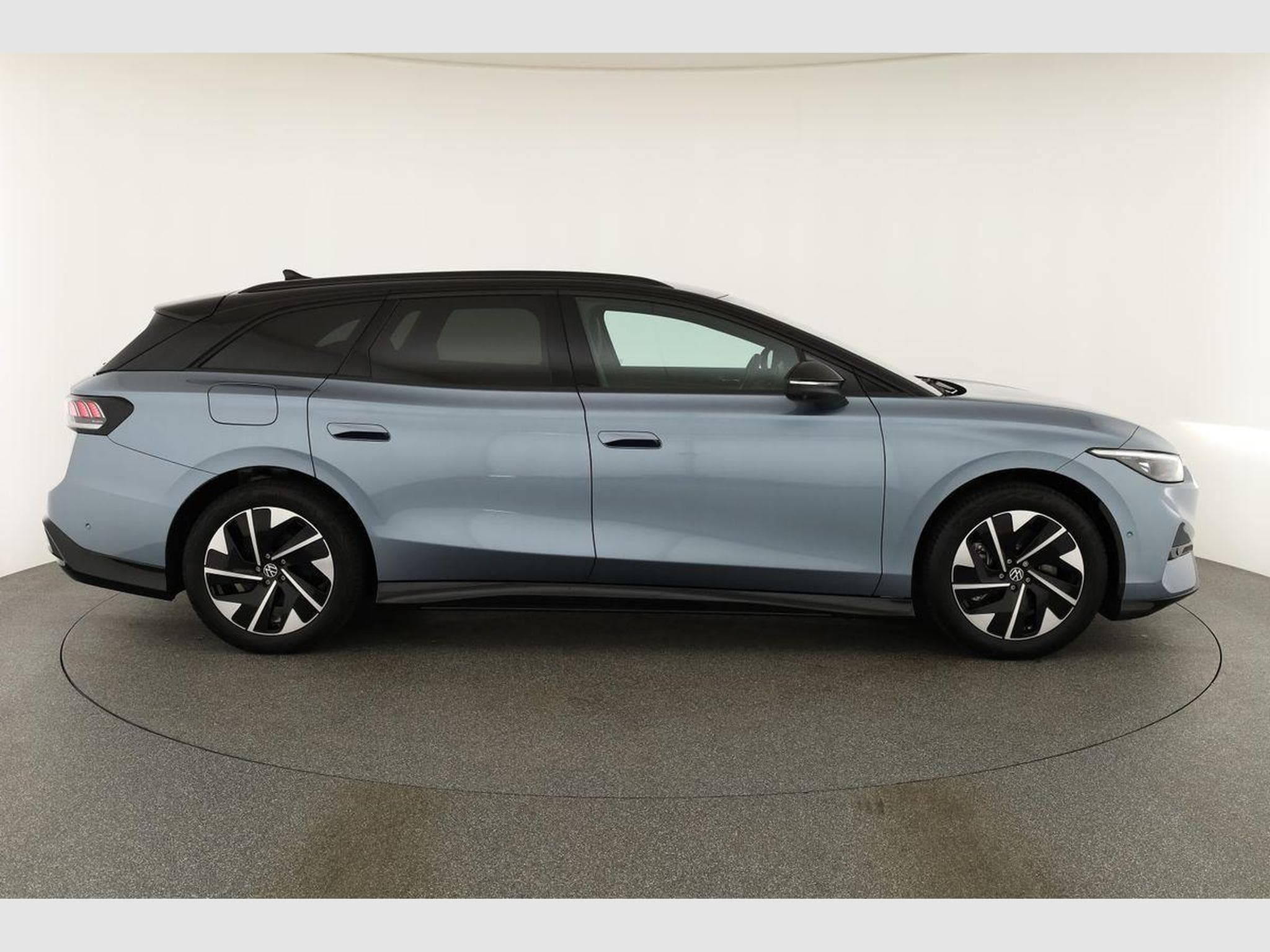 VW ID.7 Kombi Pro 210 kW (2026) - Photo 22