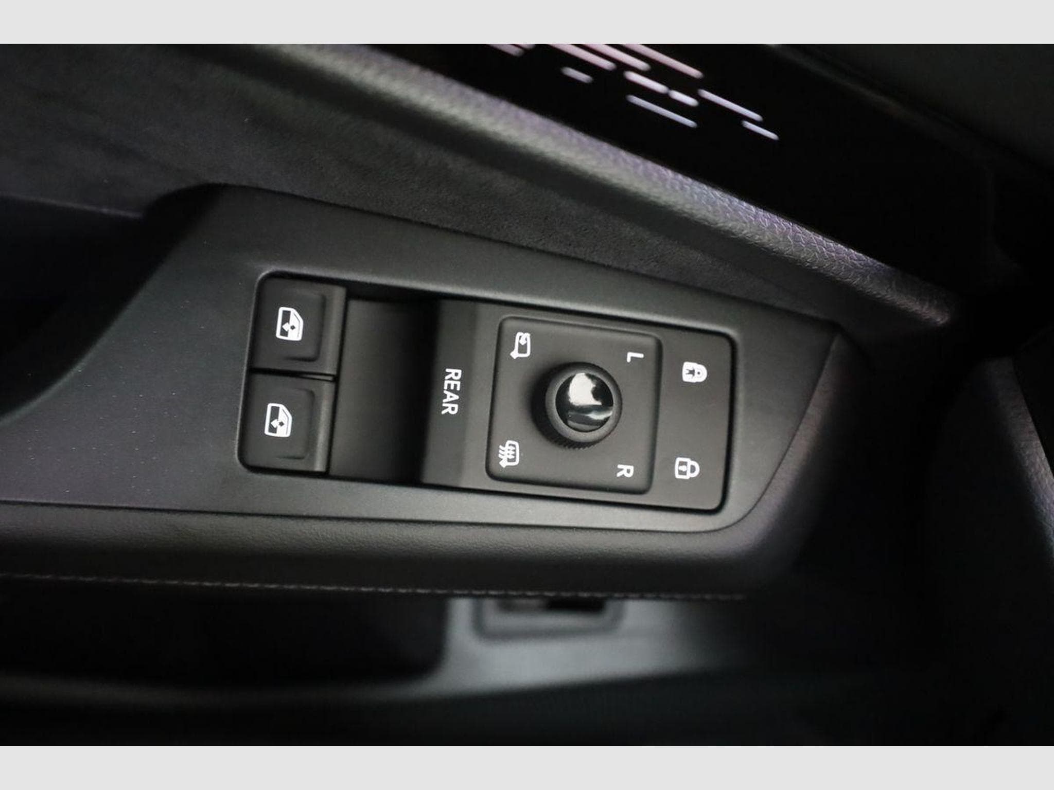 VW ID.7 Kombi Pro 210 kW (2026) - Photo 7