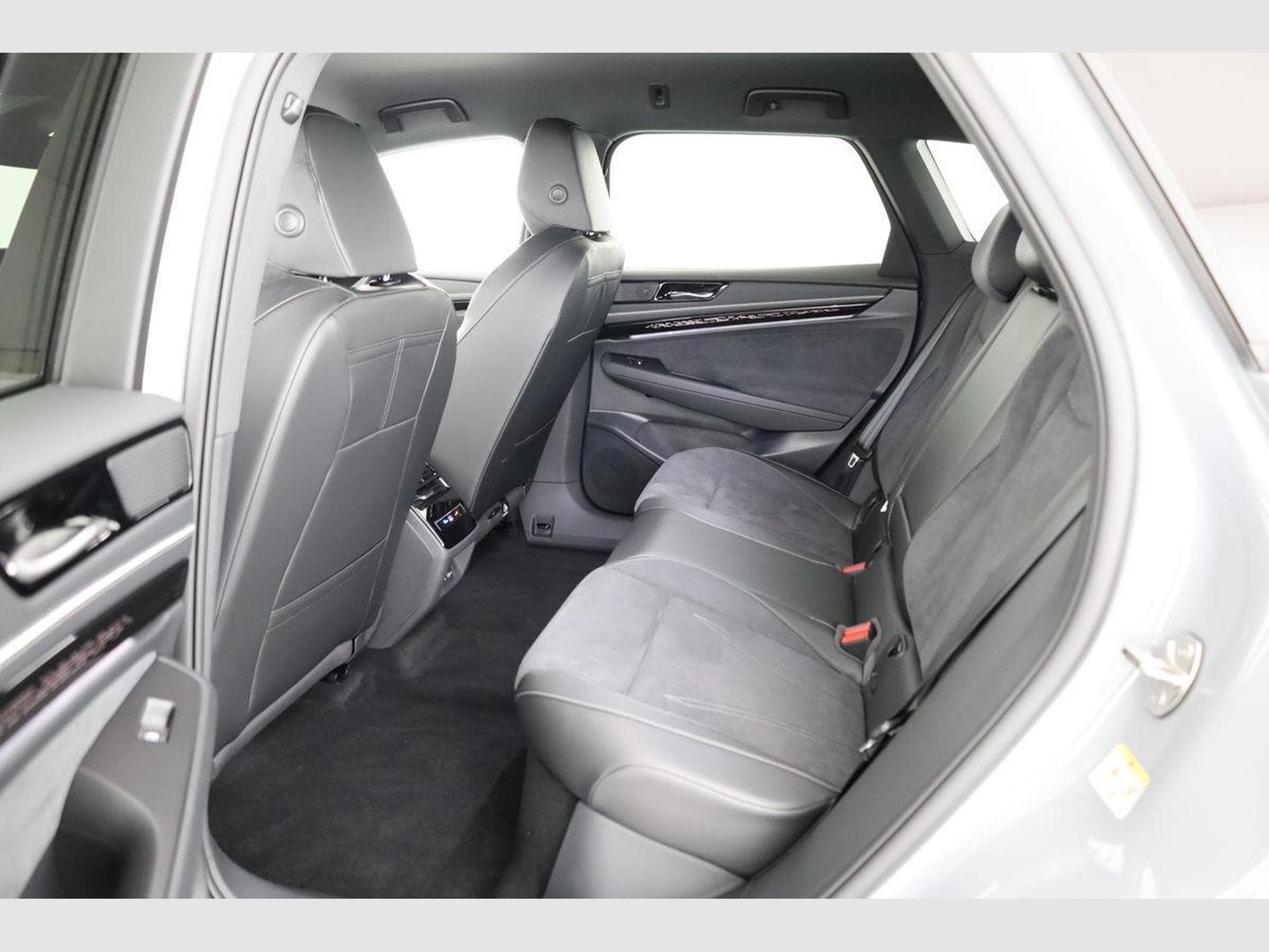 VW ID.7 Tourer Pro Black, (2026) - Photo 10
